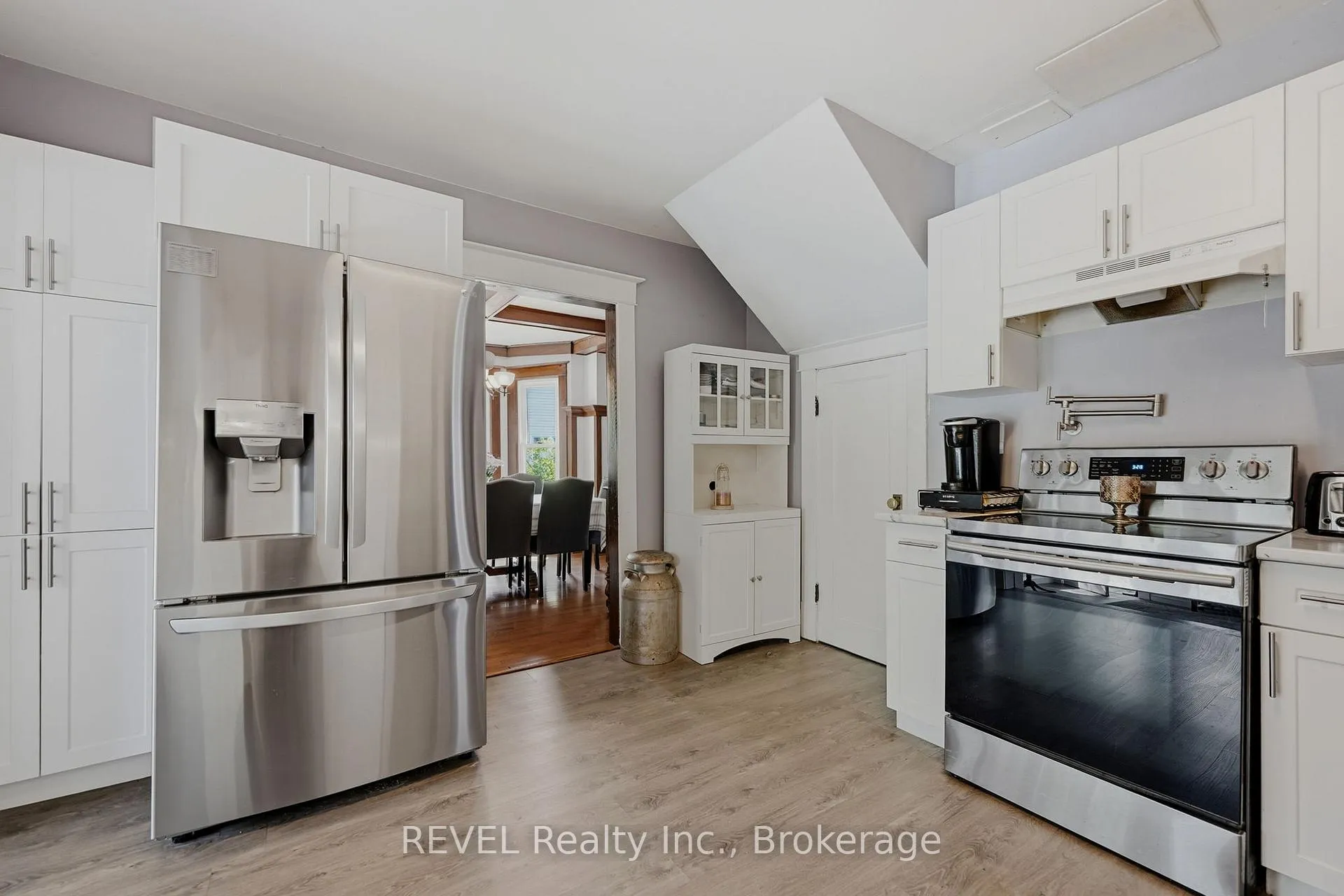 Photo 21 of 2732 Portage Road, Niagara Falls, Church's Lane — HOMEH