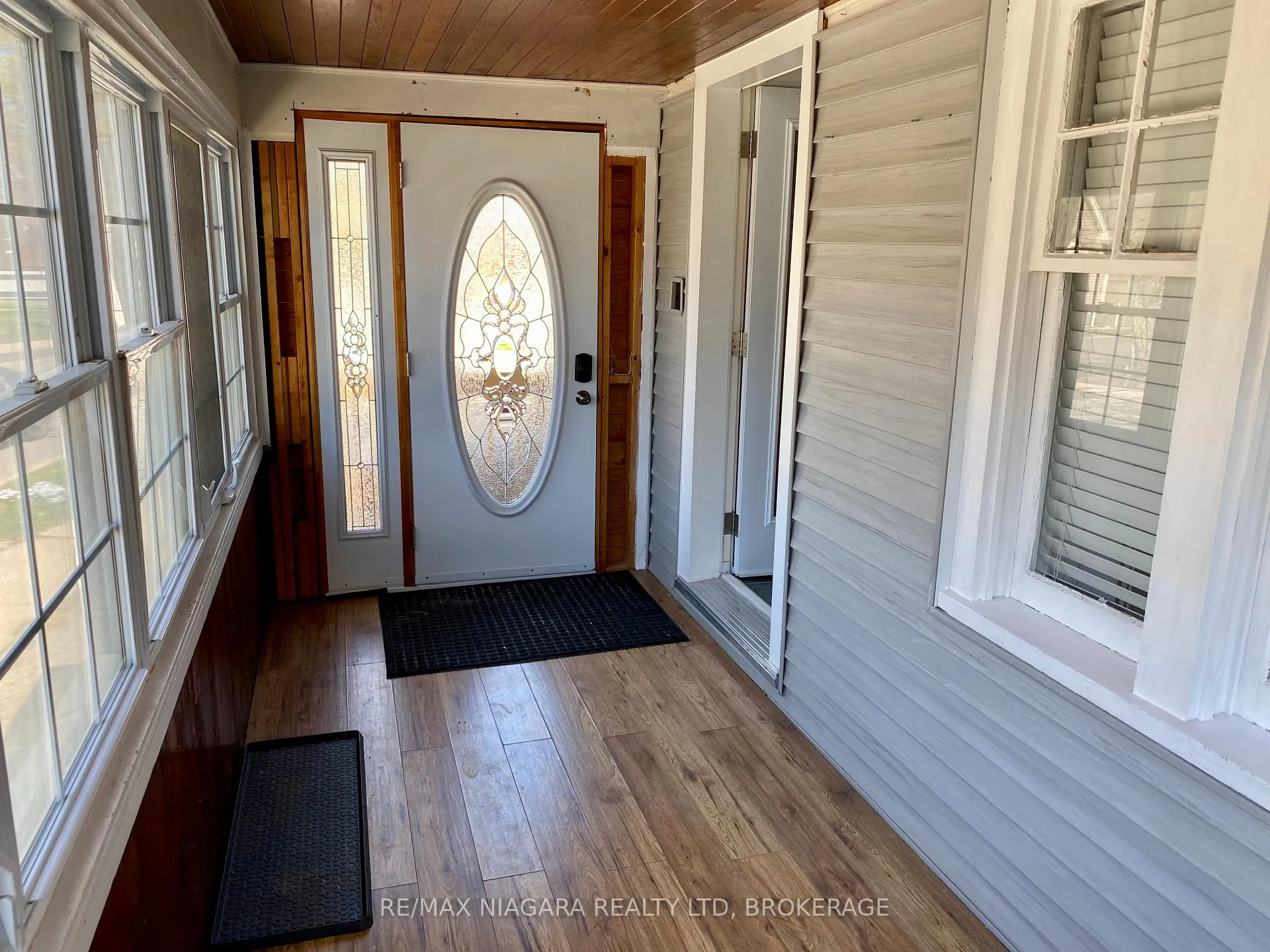 Photo 3 of 130 Beech Street, St. Catharines, Downtown — HOMEH