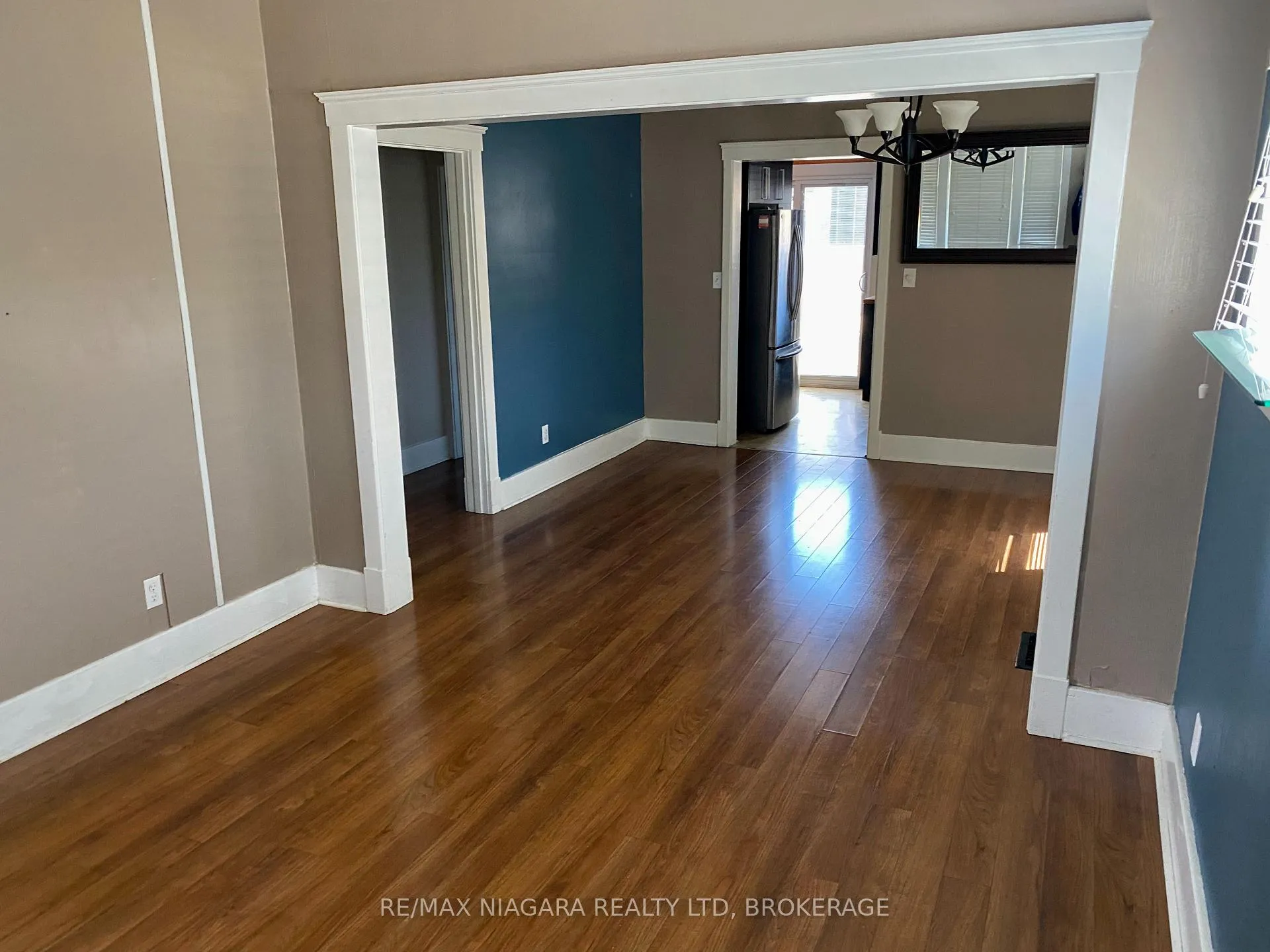 Photo 4 of 130 Beech Street, St. Catharines, Downtown — HOMEH
