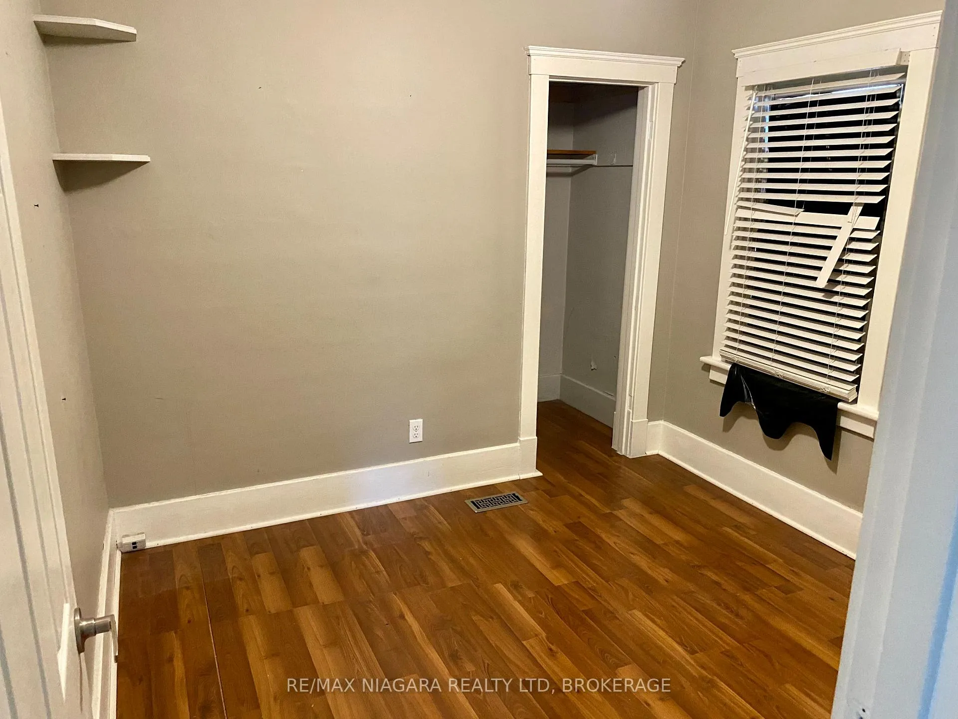 Photo 9 of 130 Beech Street, St. Catharines, Downtown — HOMEH
