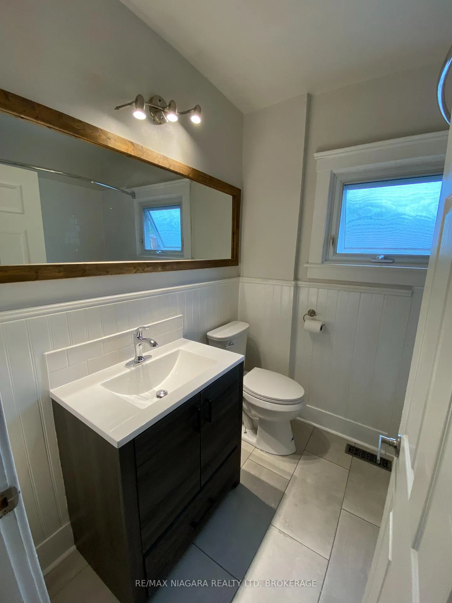 Photo 13 of 130 Beech Street, St. Catharines, Downtown — HOMEH