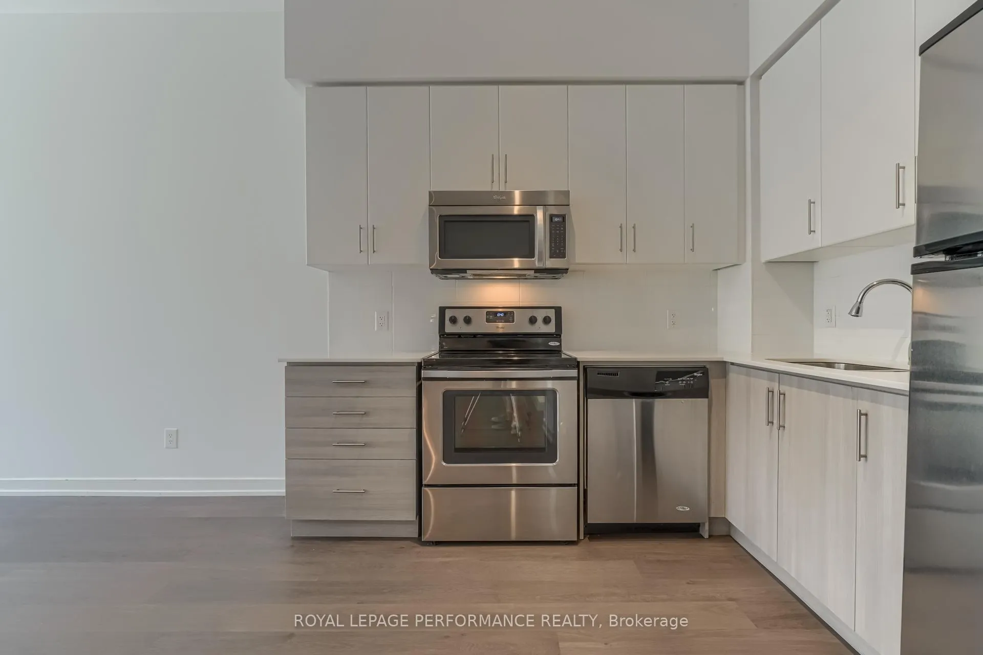 Photo 7 of Unit 103, 8 Fieldway Road, Etobicoke, Islington-City Centre West — HOMEH