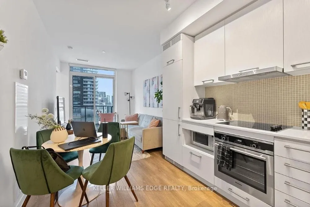 Photo 2 of Unit 1901, 87 Peter Street, Toronto, Waterfront Communities — HOMEH