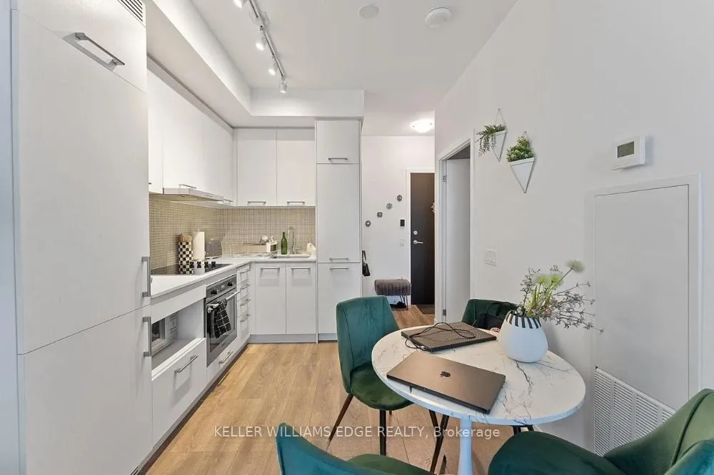 Photo 6 of Unit 1901, 87 Peter Street, Toronto, Waterfront Communities — HOMEH
