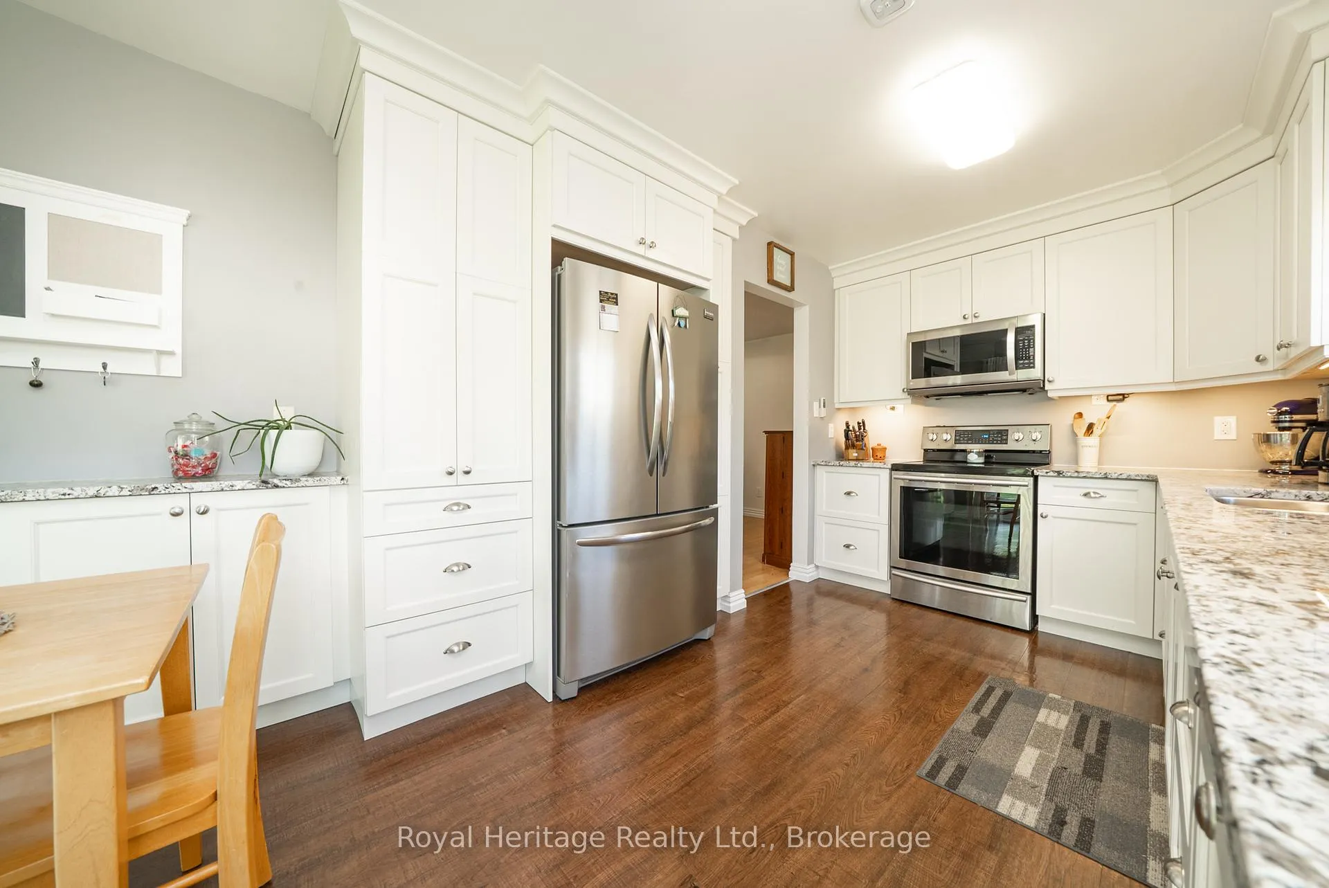 Photo 14 of 34 Burnham Boulevard, Port Hope — HOMEH