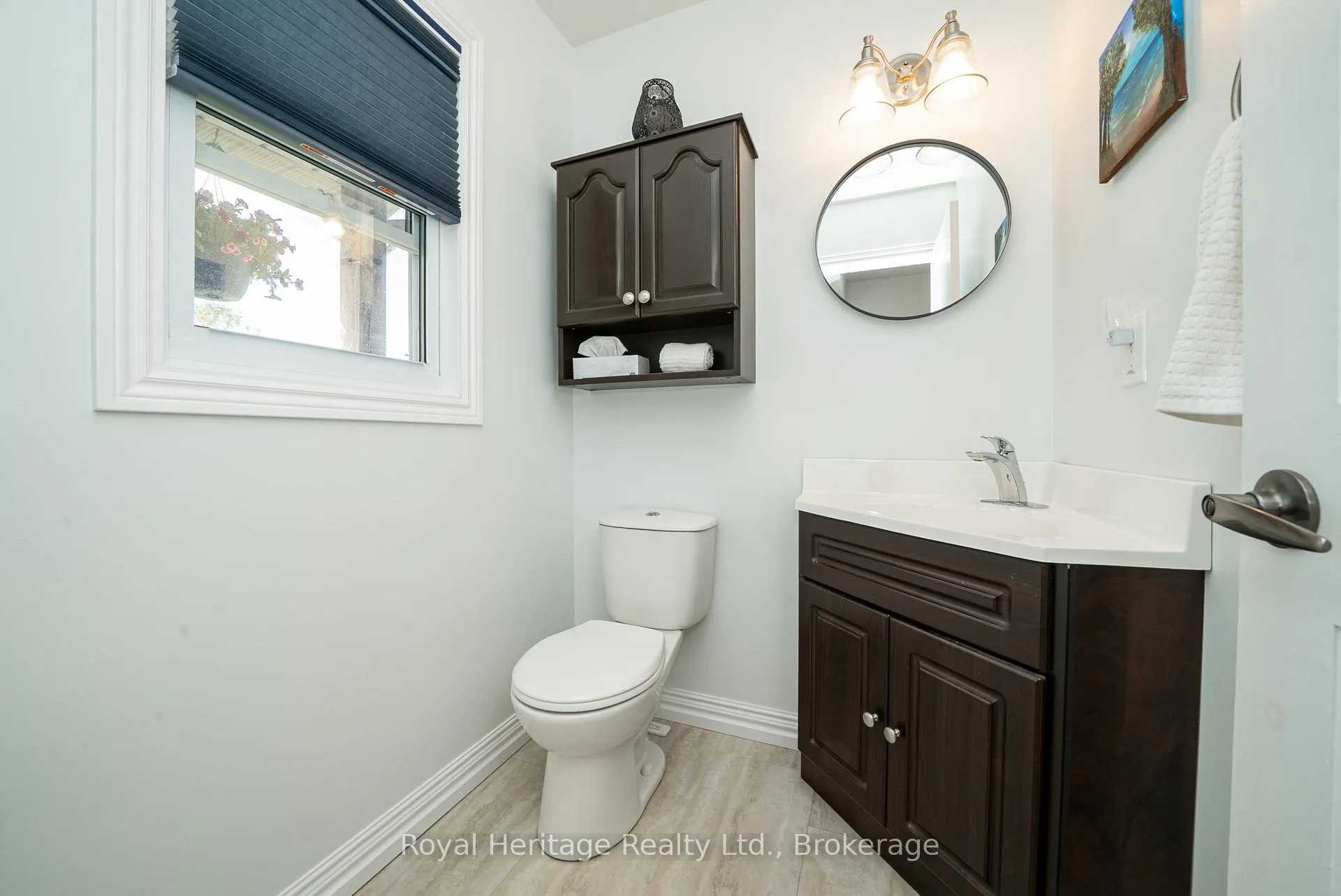 Photo 16 of 34 Burnham Boulevard, Port Hope — HOMEH