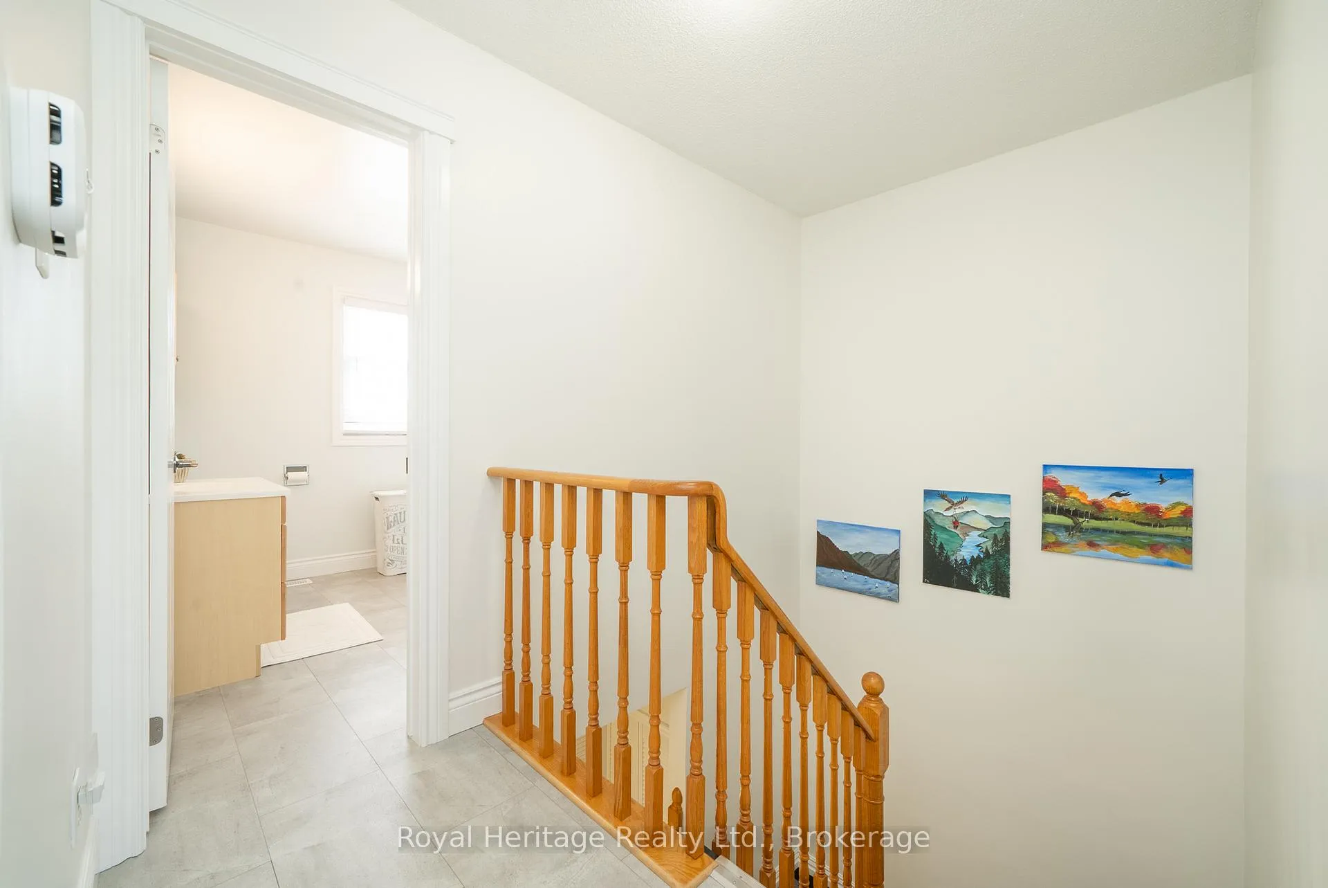 Photo 17 of 34 Burnham Boulevard, Port Hope — HOMEH