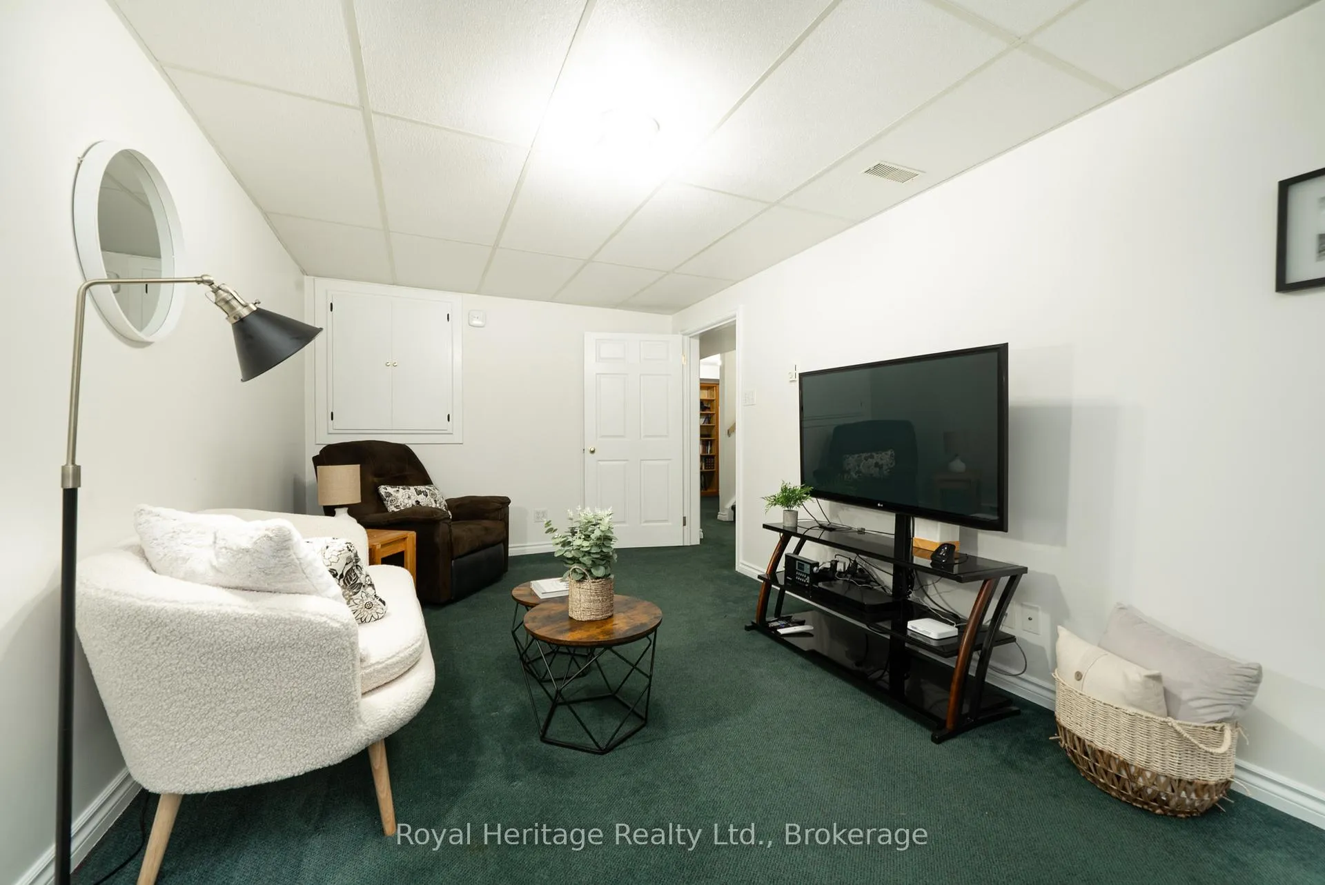 Photo 23 of 34 Burnham Boulevard, Port Hope — HOMEH