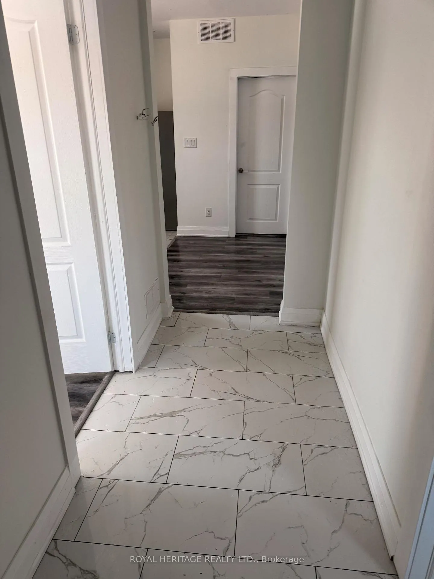 Photo 5 of 293 Louis Avenue, Windsor — HOMEH
