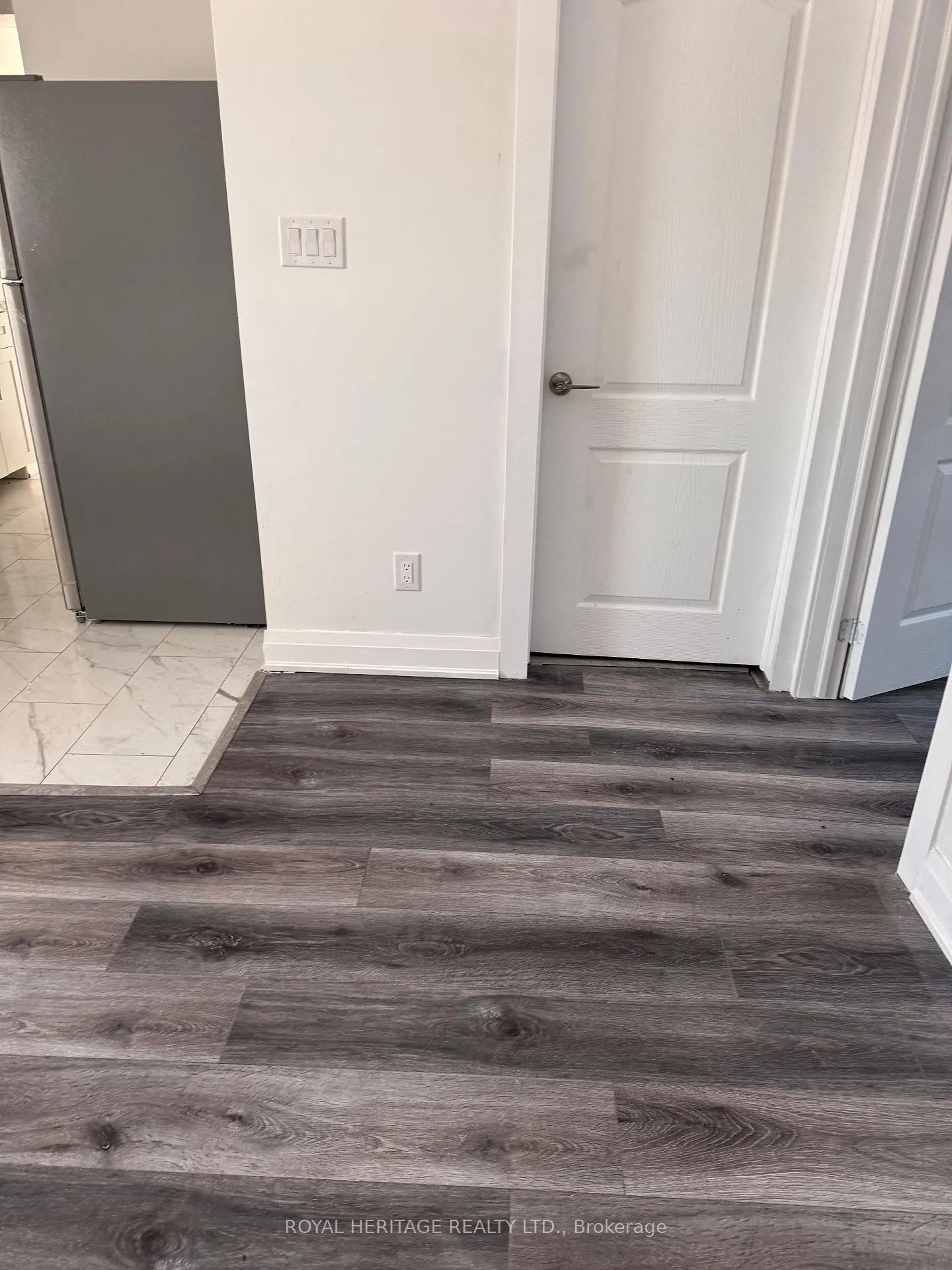 Photo 6 of 293 Louis Avenue, Windsor — HOMEH