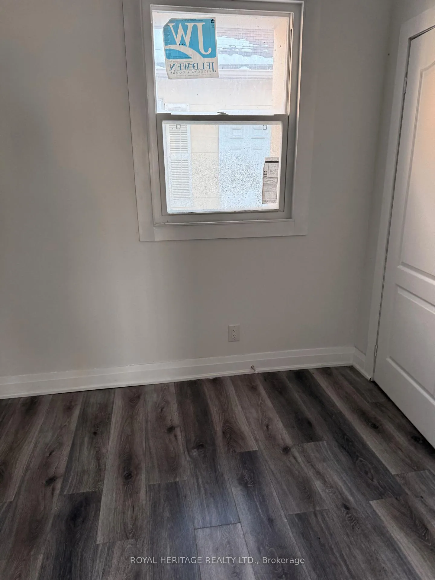 Photo 8 of 293 Louis Avenue, Windsor — HOMEH