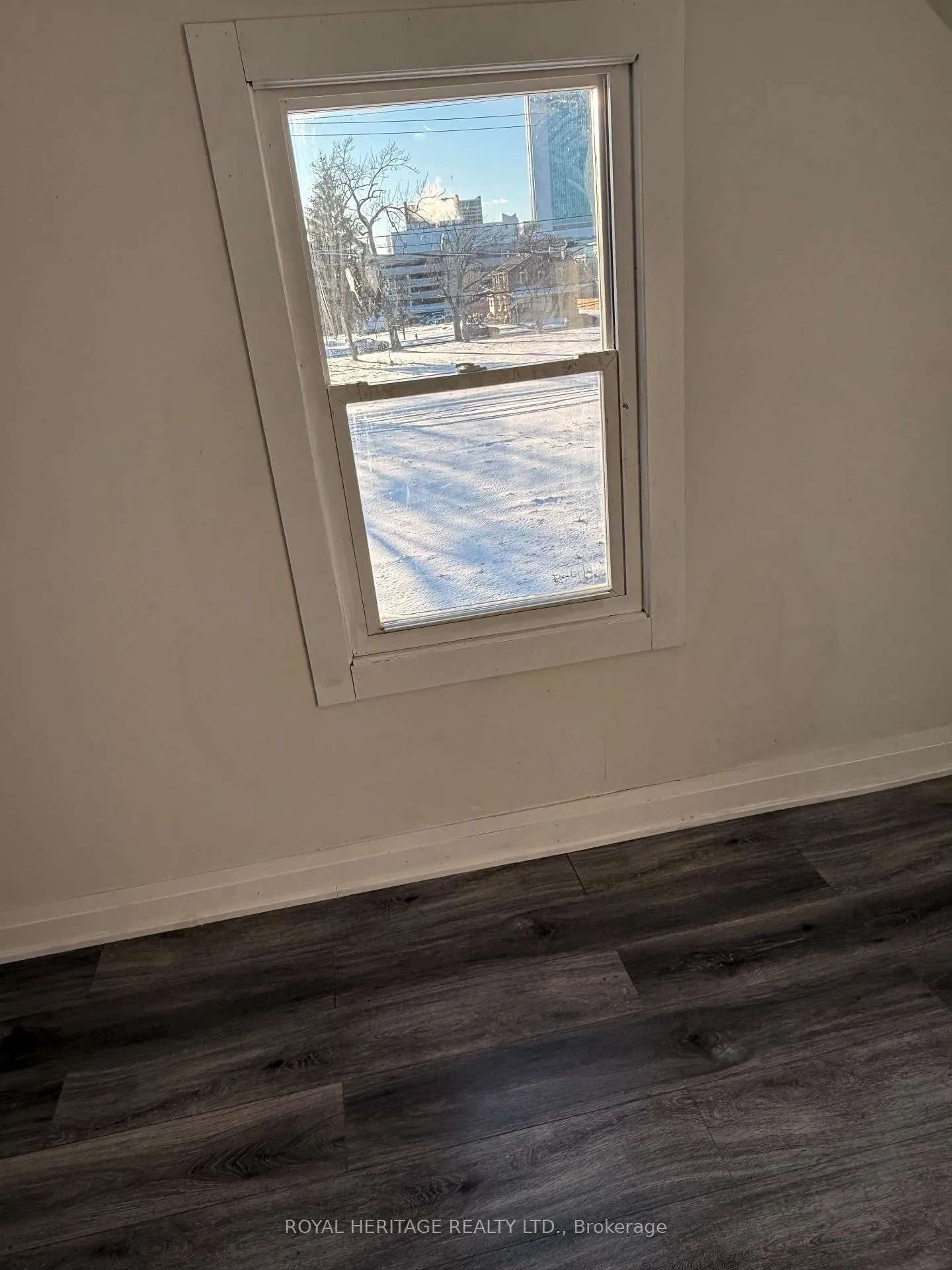 Photo 24 of 293 Louis Avenue, Windsor — HOMEH