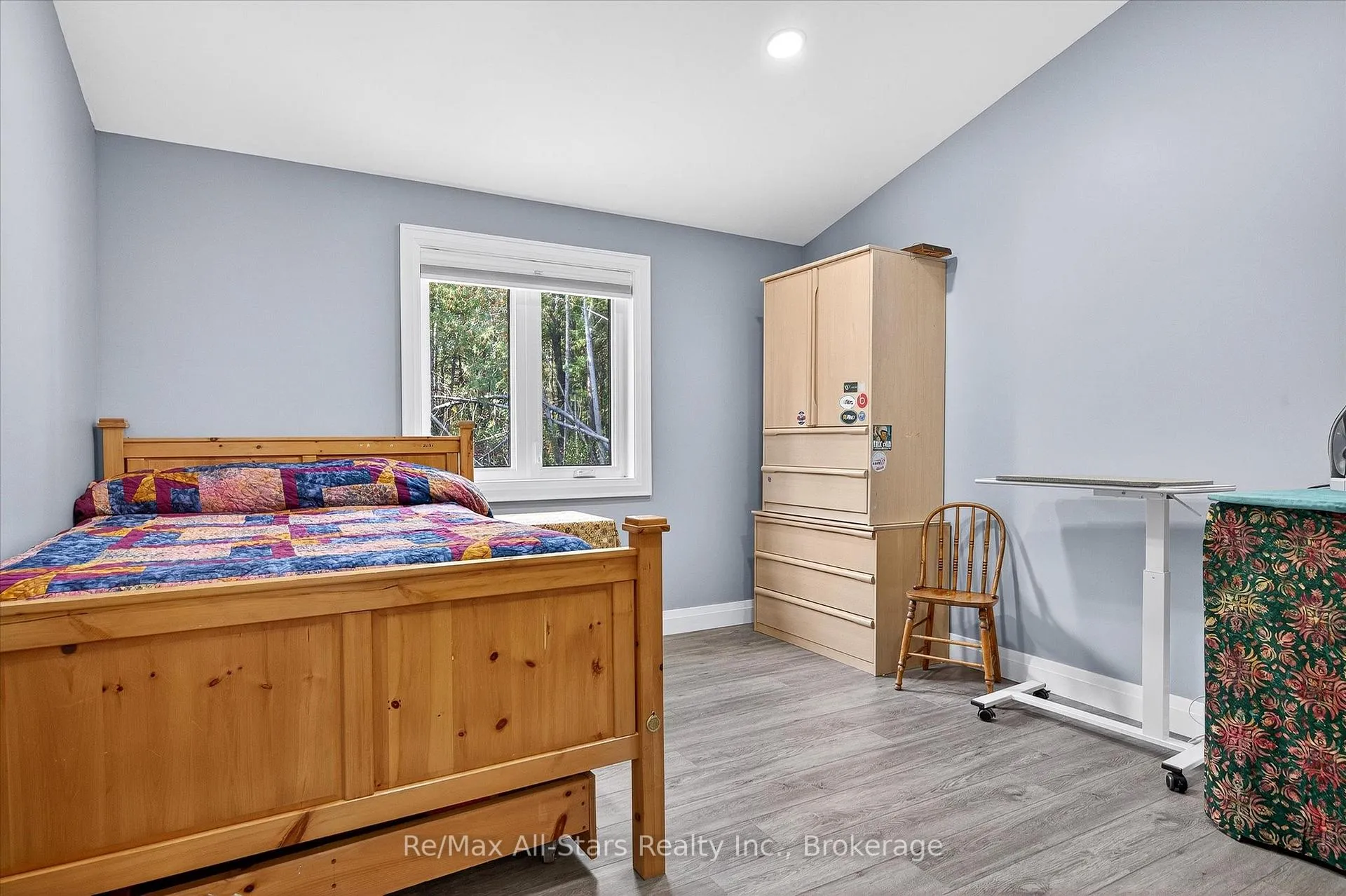 Photo 28 of 9 Lytle Lane, Kawartha Lakes, Bexley — HOMEH