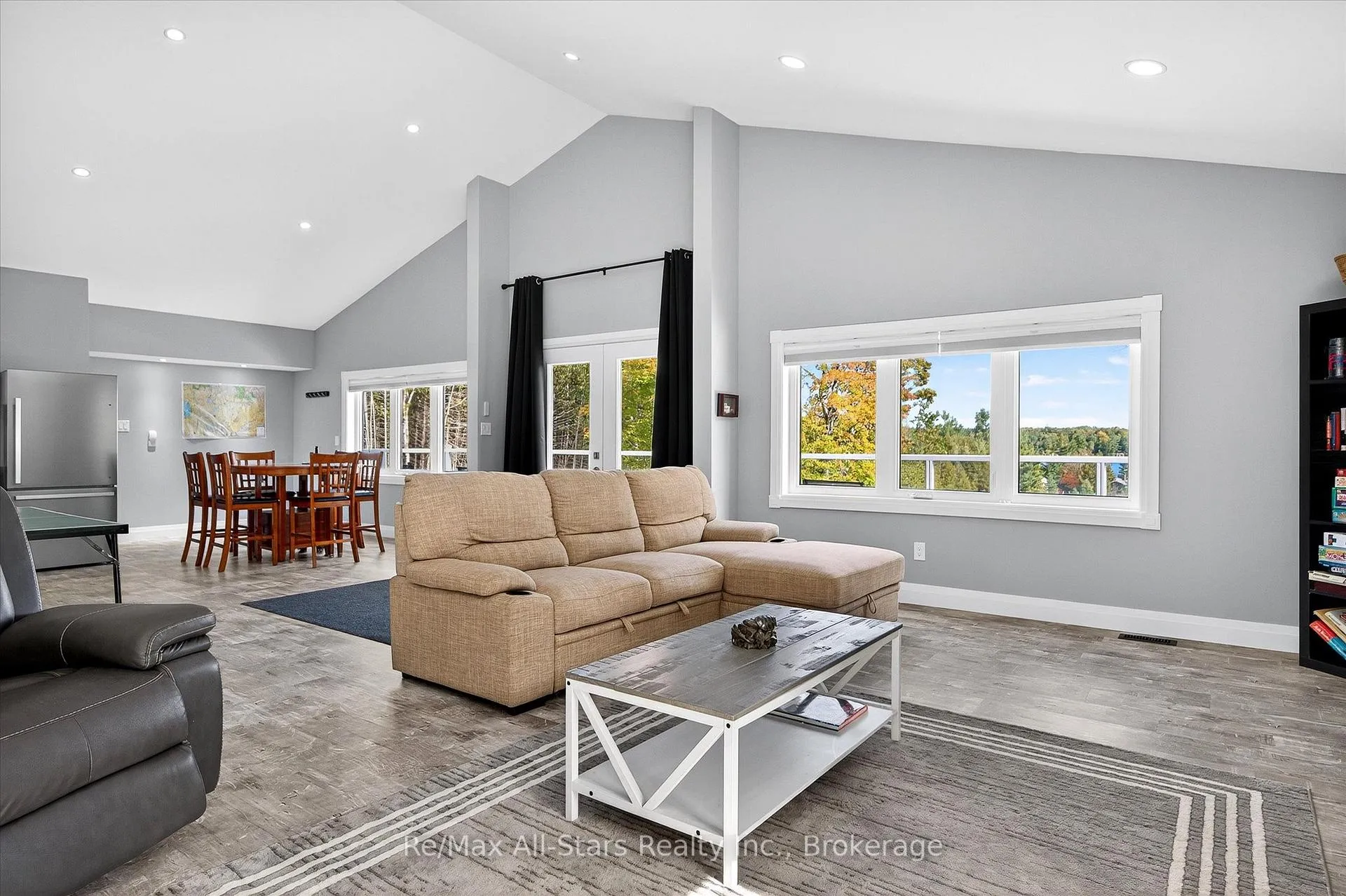 Photo 40 of 9 Lytle Lane, Kawartha Lakes, Bexley — HOMEH