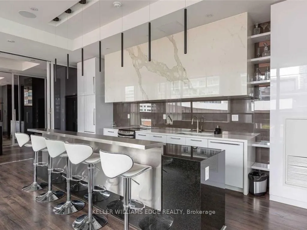 Photo 11 of Unit 3602, 290 Adelaide Street W, Toronto, Waterfront Communities — HOMEH
