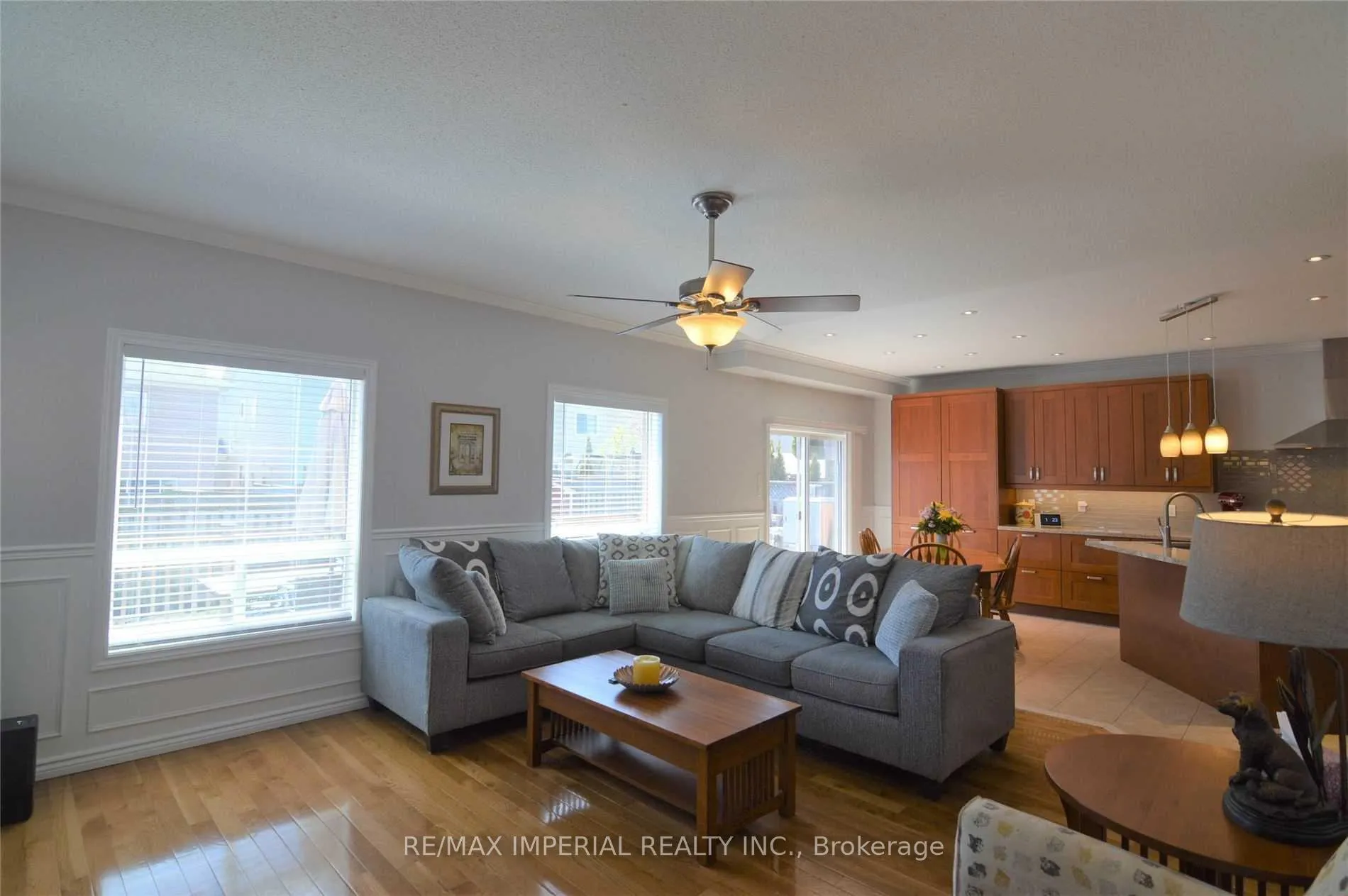 Photo 3 of 1599 Coldstream Drive, Oshawa, Taunton — HOMEH
