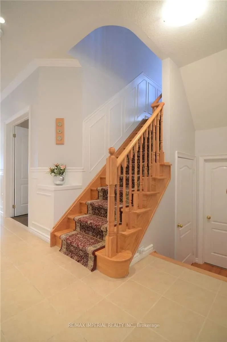 Photo 9 of 1599 Coldstream Drive, Oshawa, Taunton — HOMEH