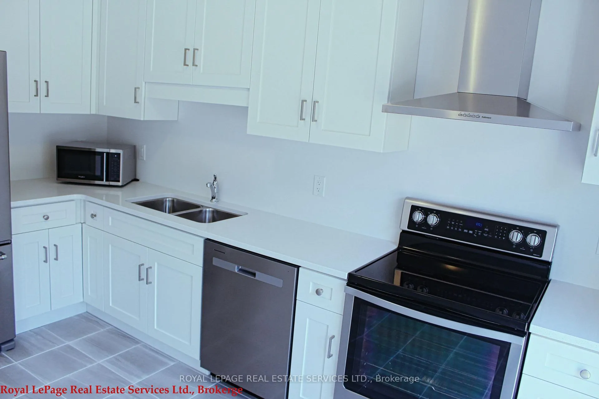 Photo 15 of 63 Arabela Drive, Guelph, Kortright East — HOMEH