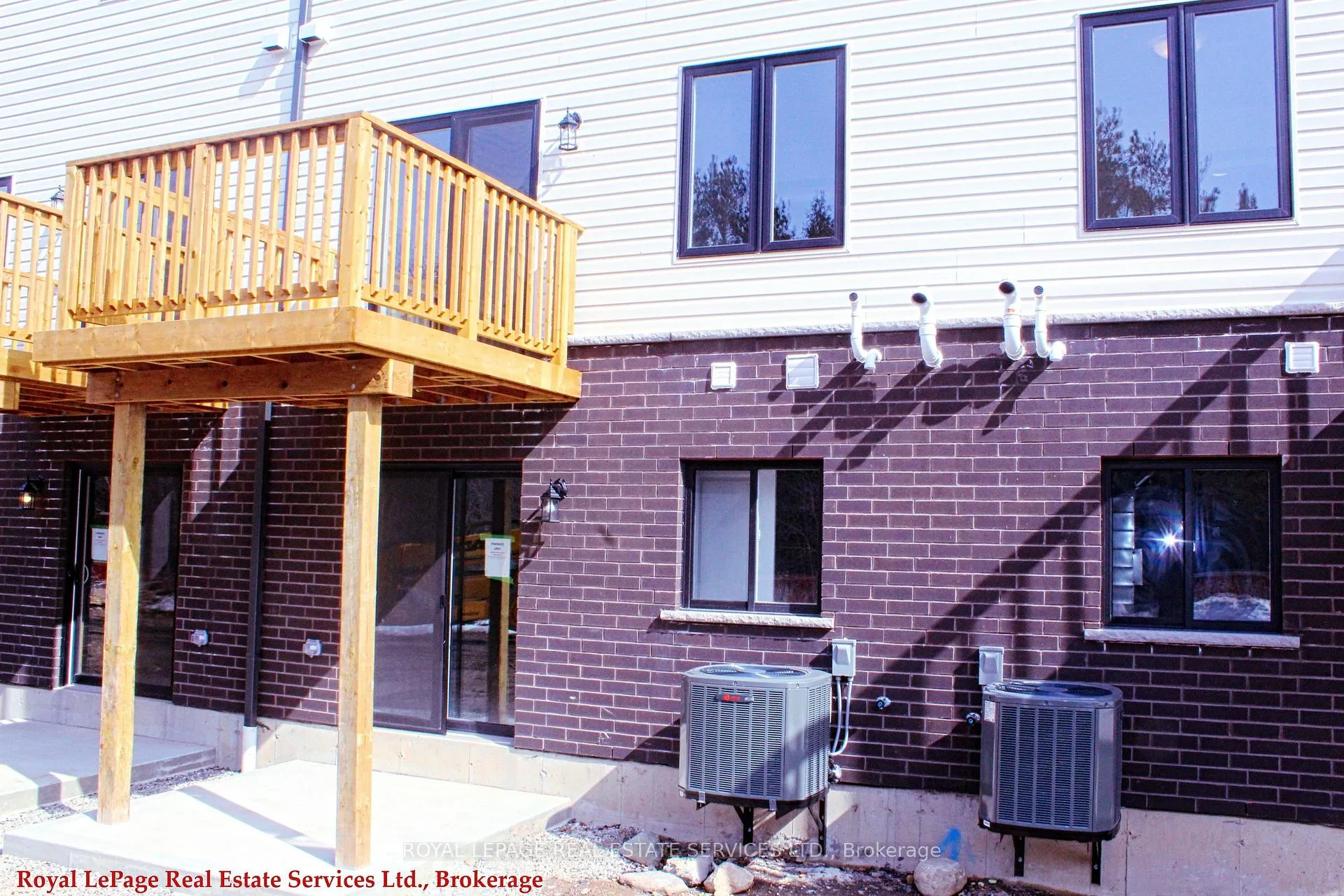 Photo 46 of 63 Arabela Drive, Guelph, Kortright East — HOMEH