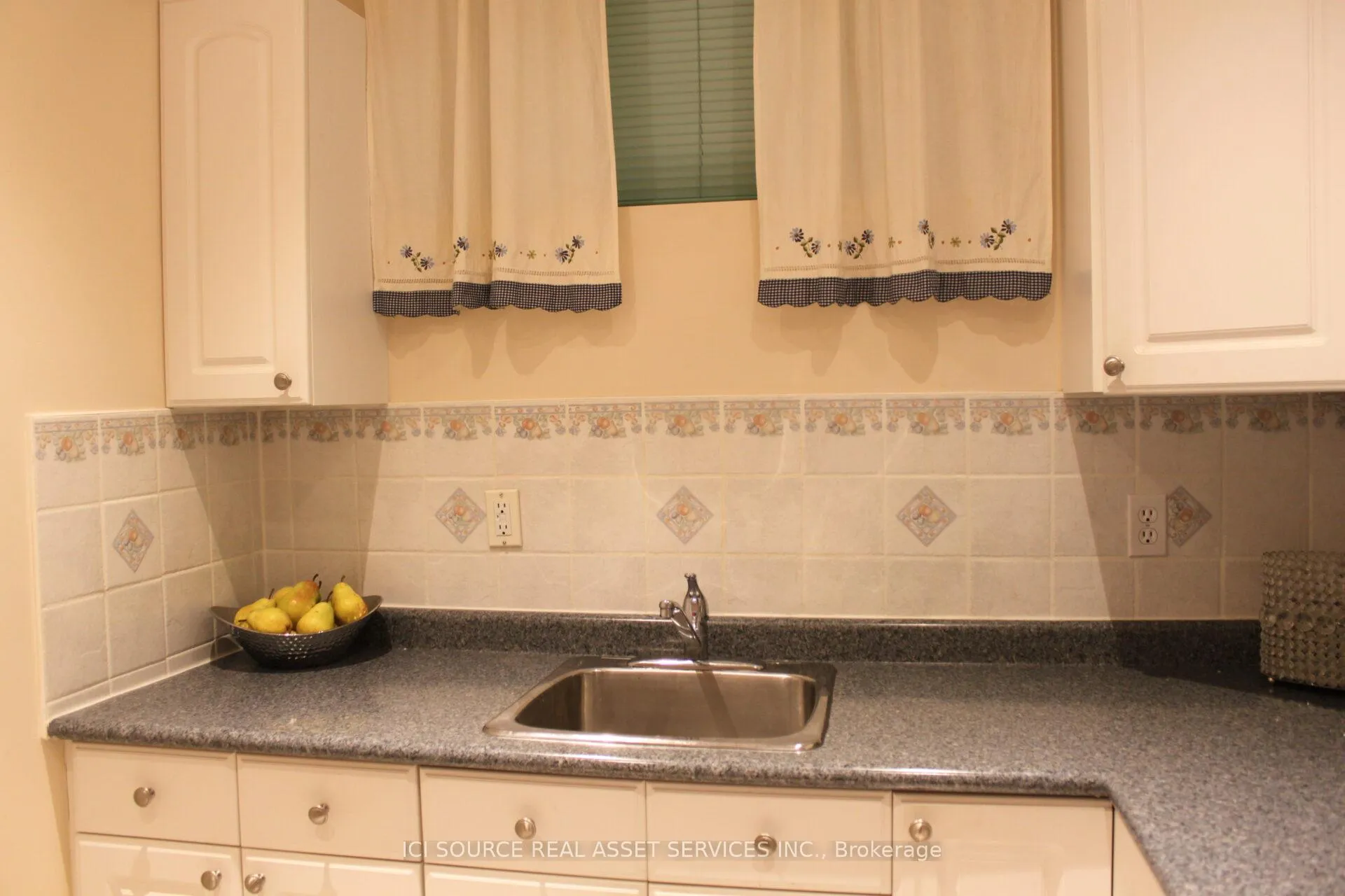 Photo 3 of Unit Basement, 301 Gowan Avenue, Toronto, Danforth Village-East York — HOMEH