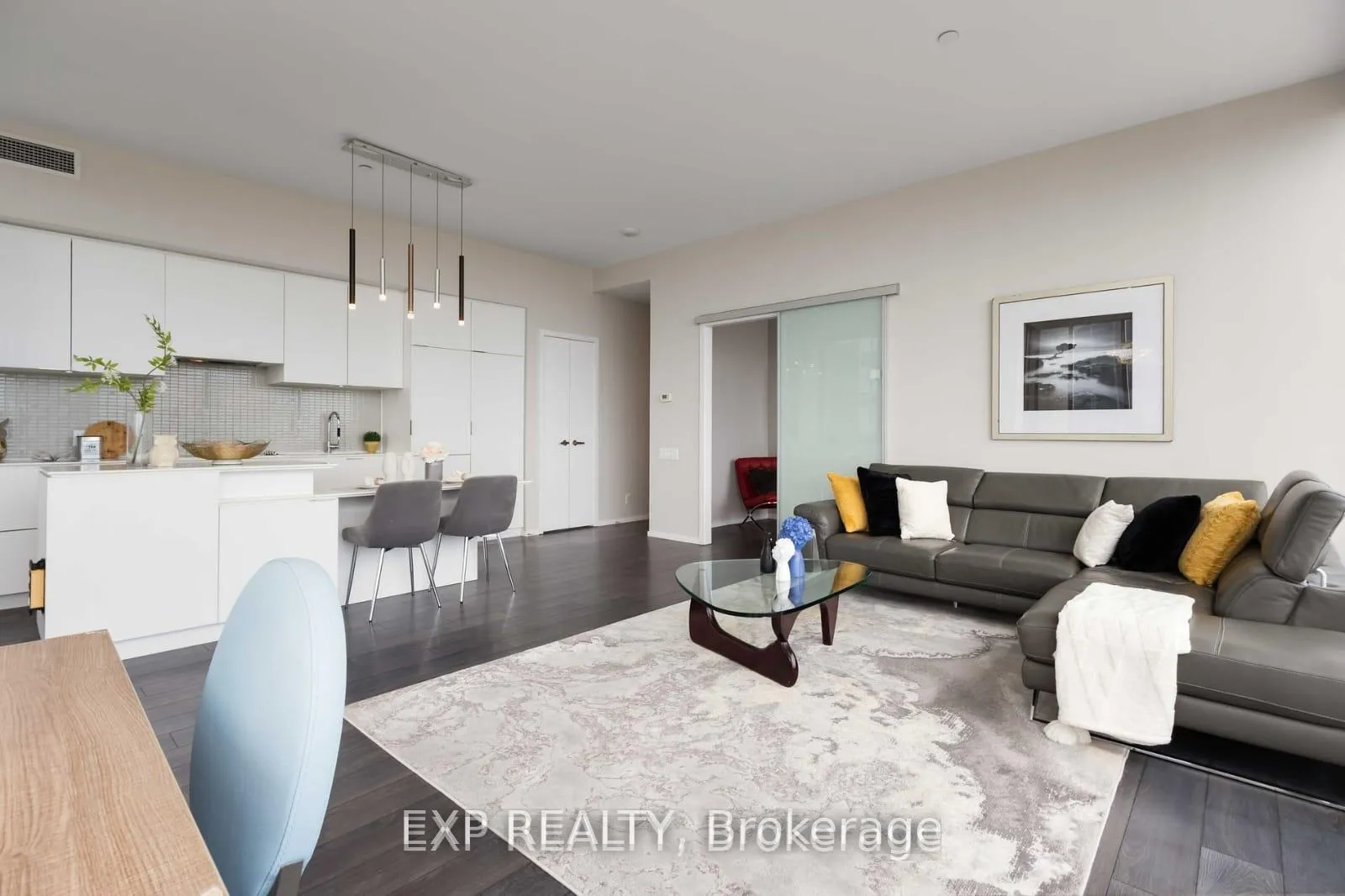 Photo 3 of Unit 4601, 5 St. Joseph Street, Toronto, Bay Street Corridor — HOMEH