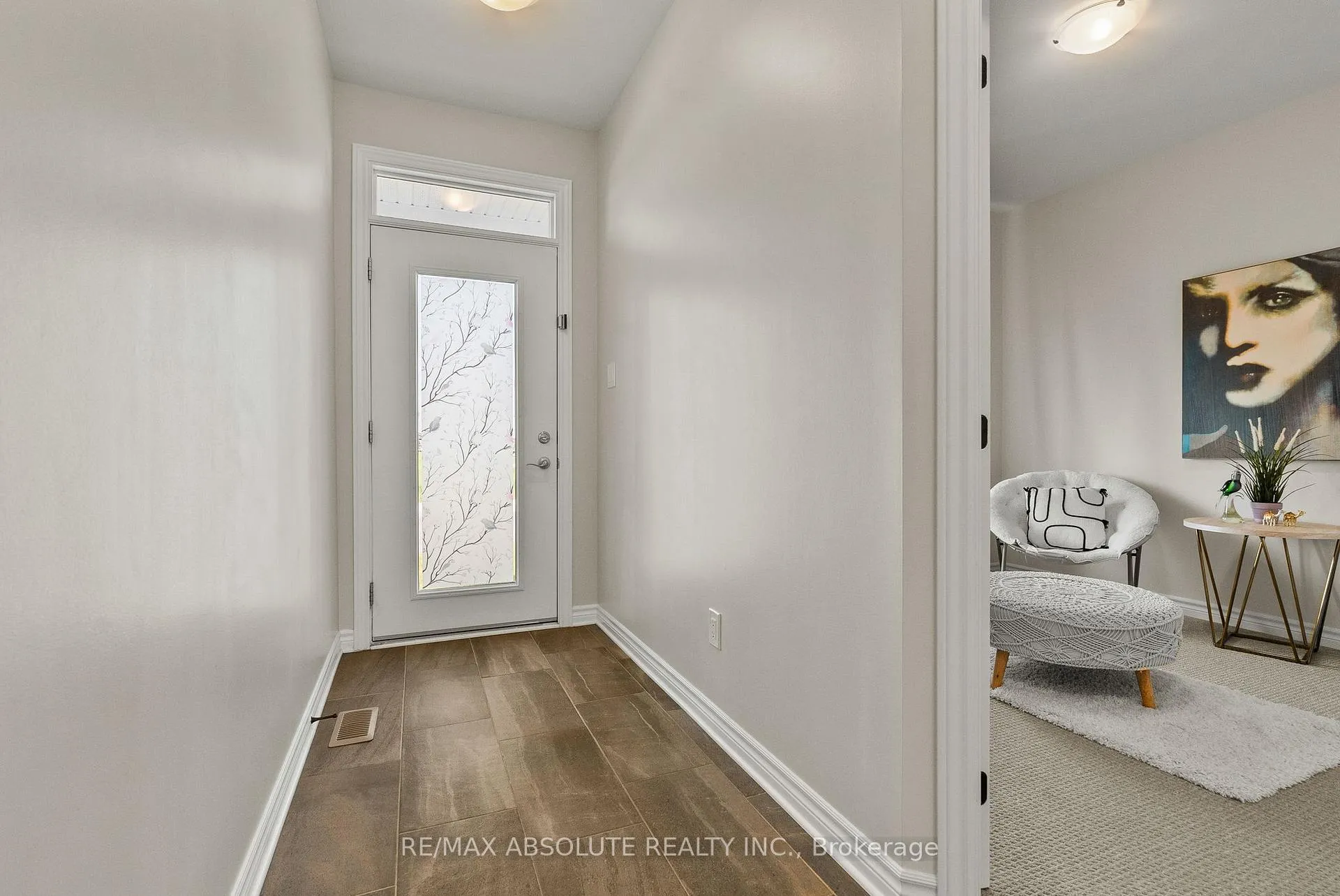 Photo 3 of 231 Shinny Avenue, Ottawa, Kanata - Emerald Meadows/Trailwest — HOMEH