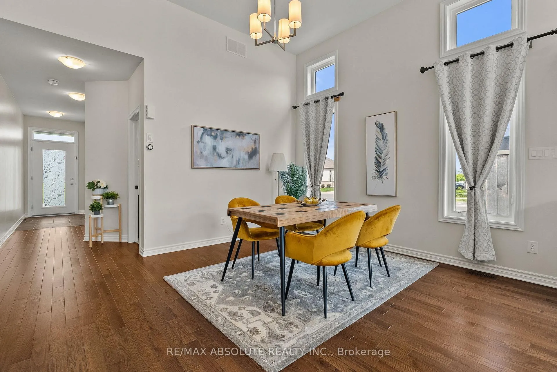 Photo 4 of 231 Shinny Avenue, Ottawa, Kanata - Emerald Meadows/Trailwest — HOMEH