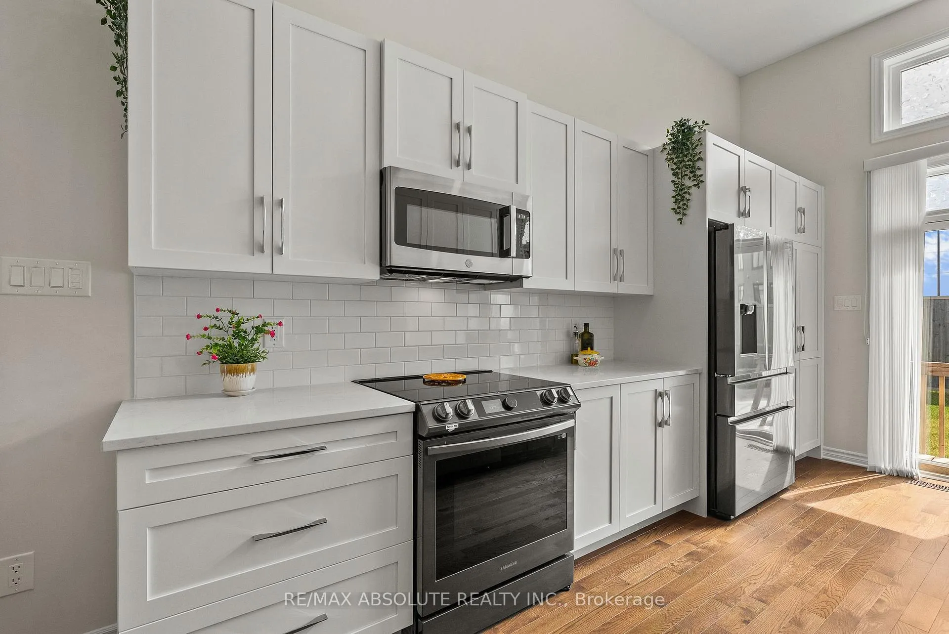 Photo 13 of 231 Shinny Avenue, Ottawa, Kanata - Emerald Meadows/Trailwest — HOMEH