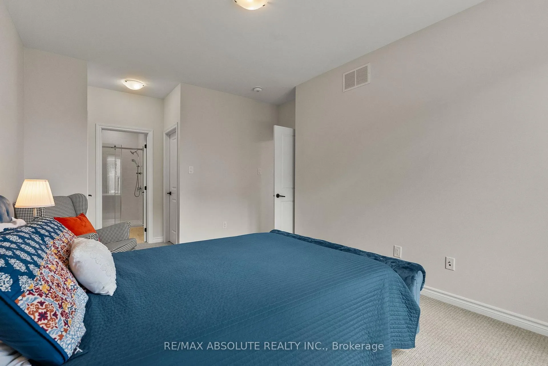 Photo 21 of 231 Shinny Avenue, Ottawa, Kanata - Emerald Meadows/Trailwest — HOMEH