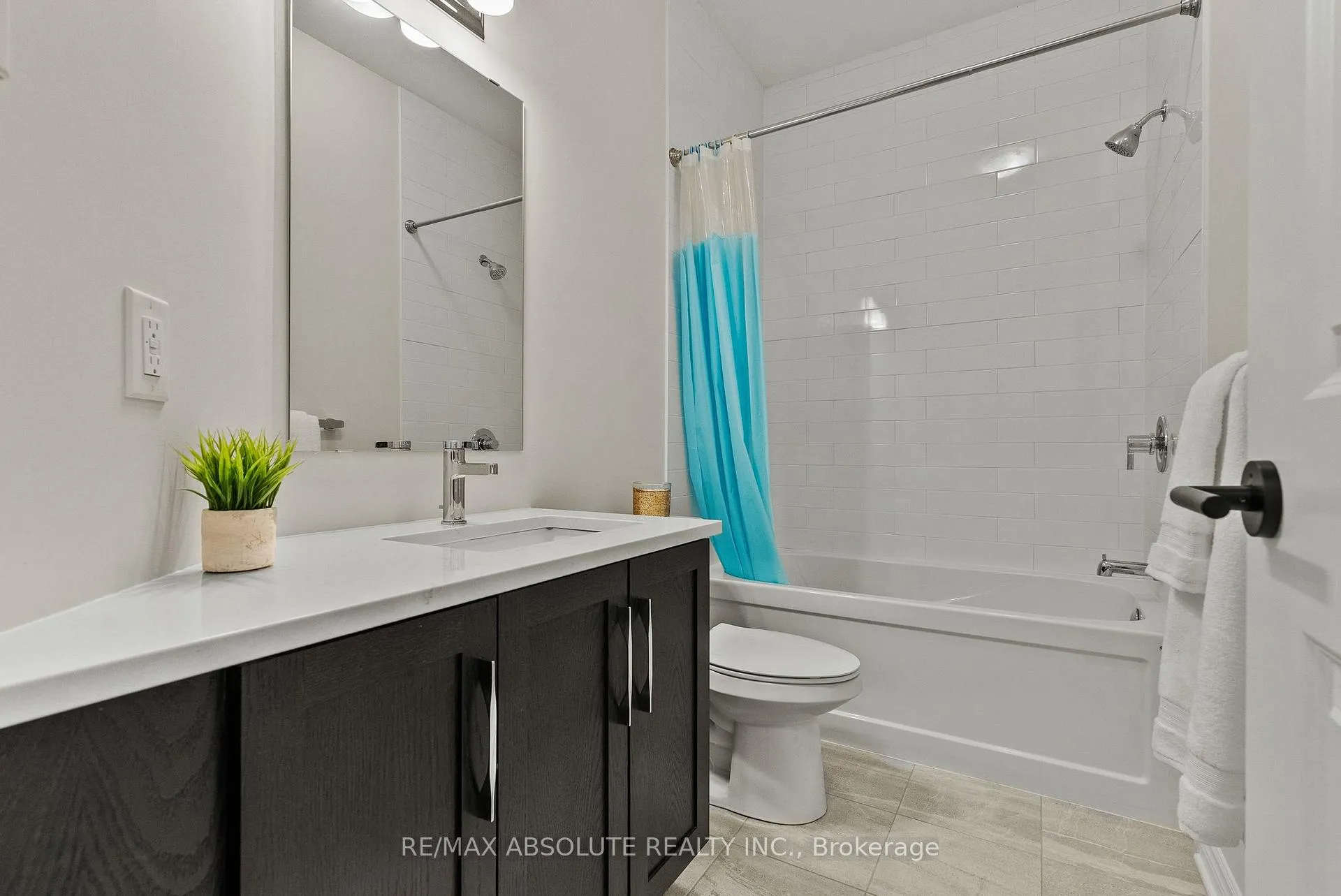 Photo 25 of 231 Shinny Avenue, Ottawa, Kanata - Emerald Meadows/Trailwest — HOMEH