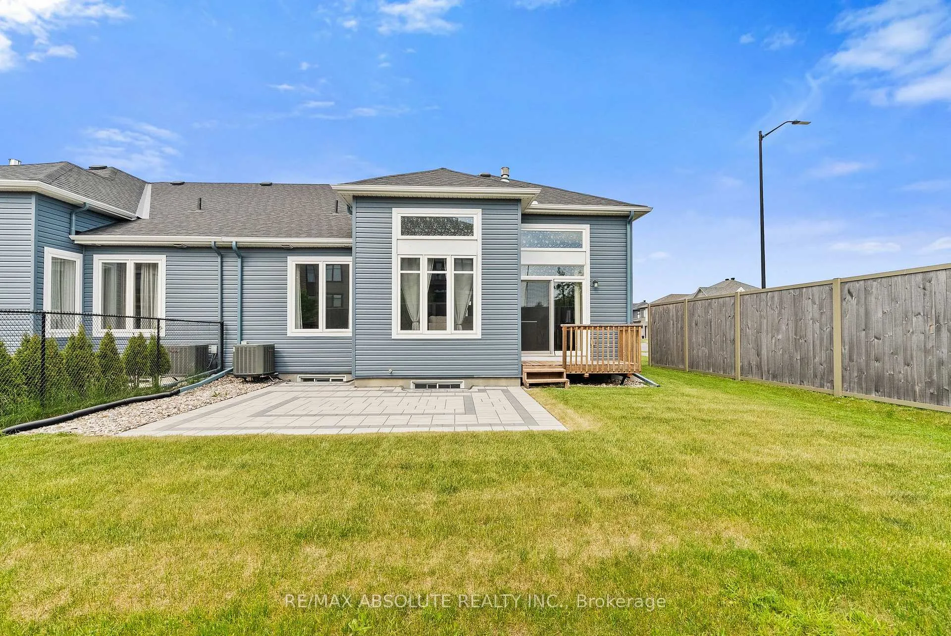 Photo 38 of 231 Shinny Avenue, Ottawa, Kanata - Emerald Meadows/Trailwest — HOMEH