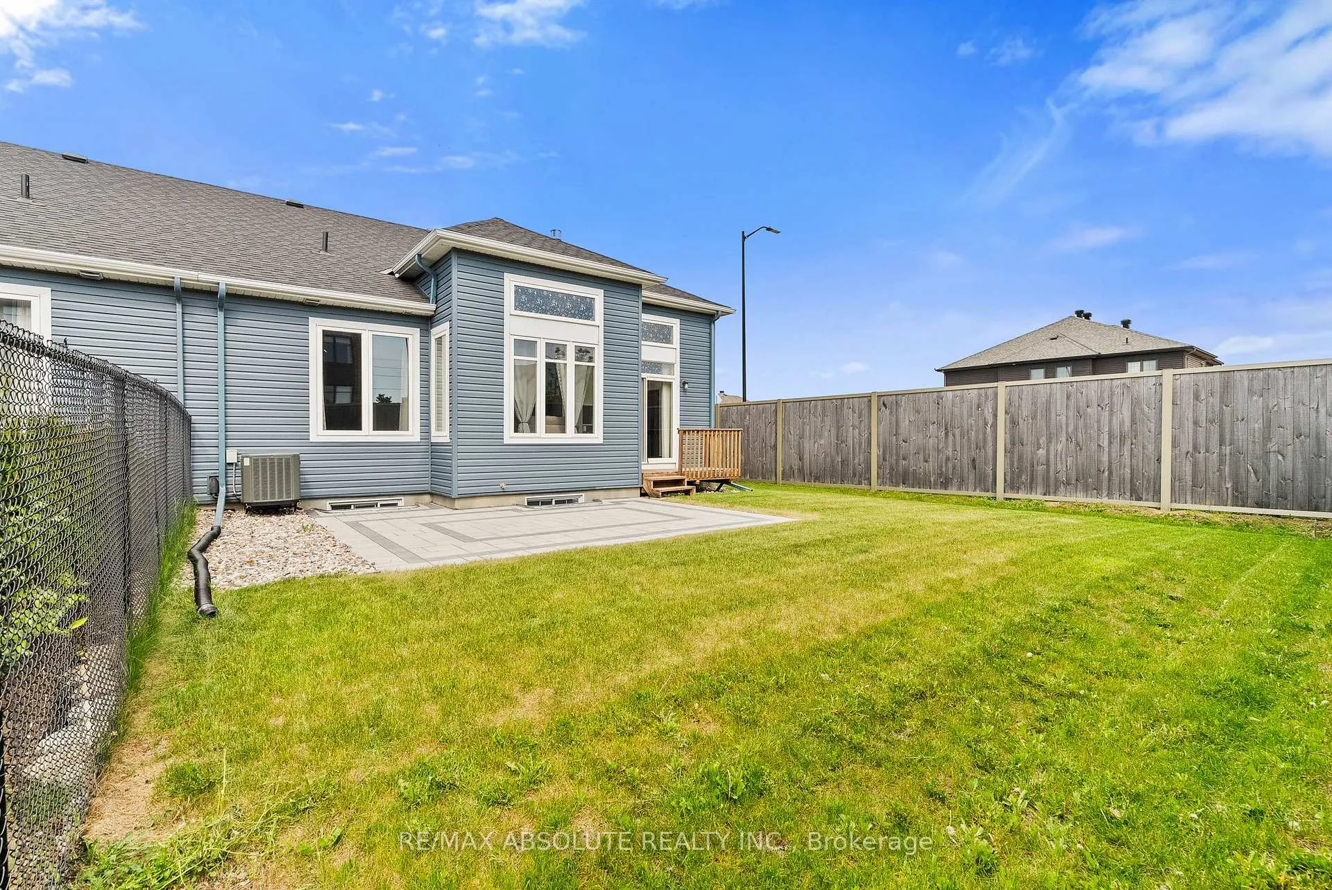 Photo 39 of 231 Shinny Avenue, Ottawa, Kanata - Emerald Meadows/Trailwest — HOMEH