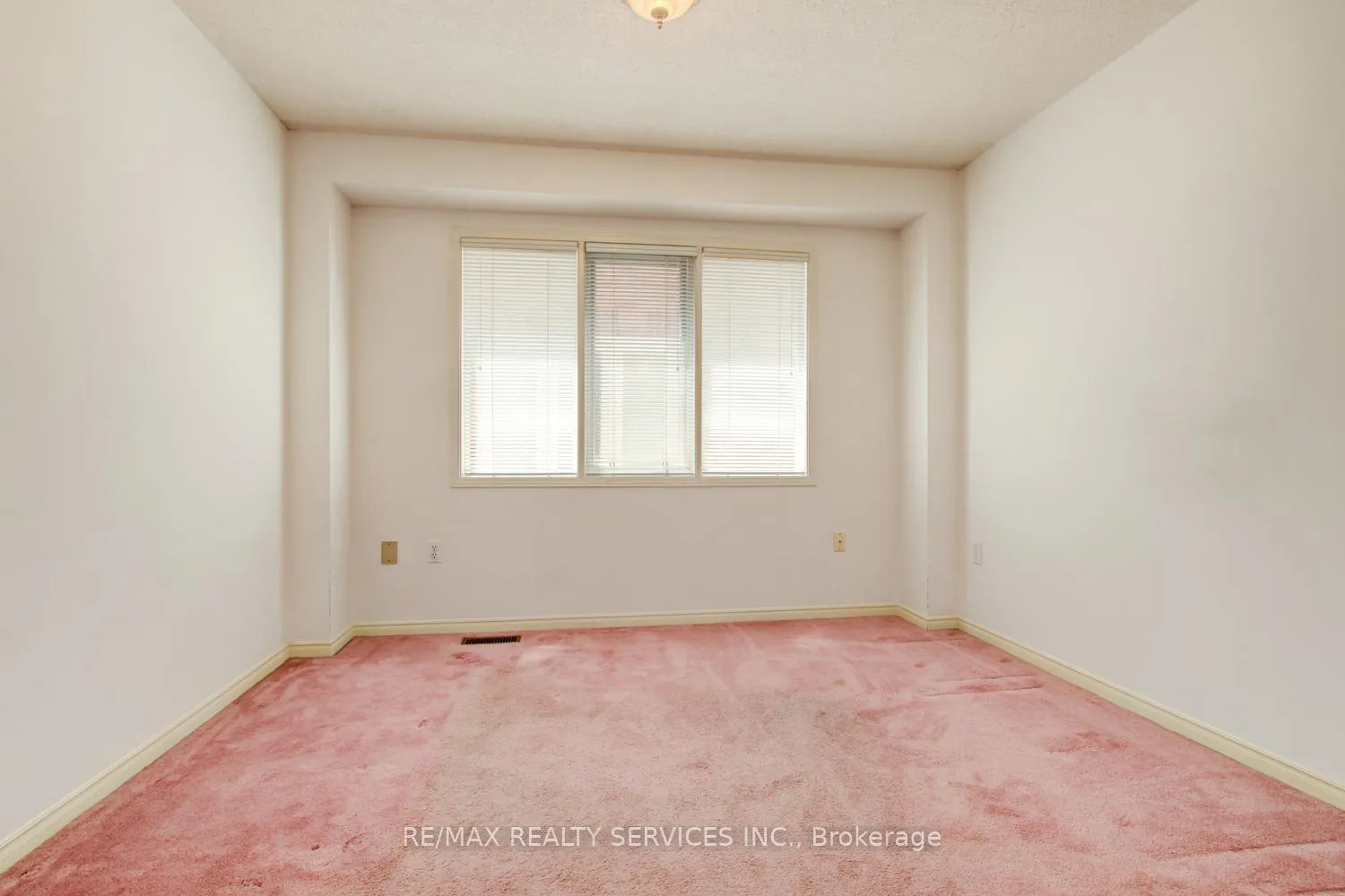 Photo 22 of 101 Softneedle Avenue, Brampton, Sandringham-Wellington — HOMEH