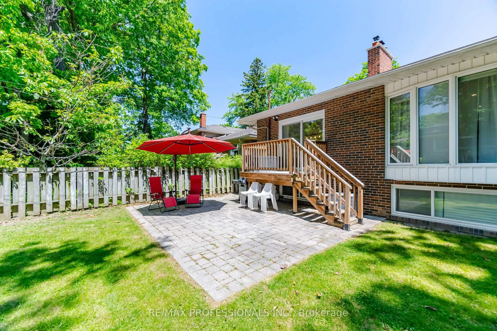 Photo 39 of 8 Markland Drive, Etobicoke, Markland Wood — HOMEH