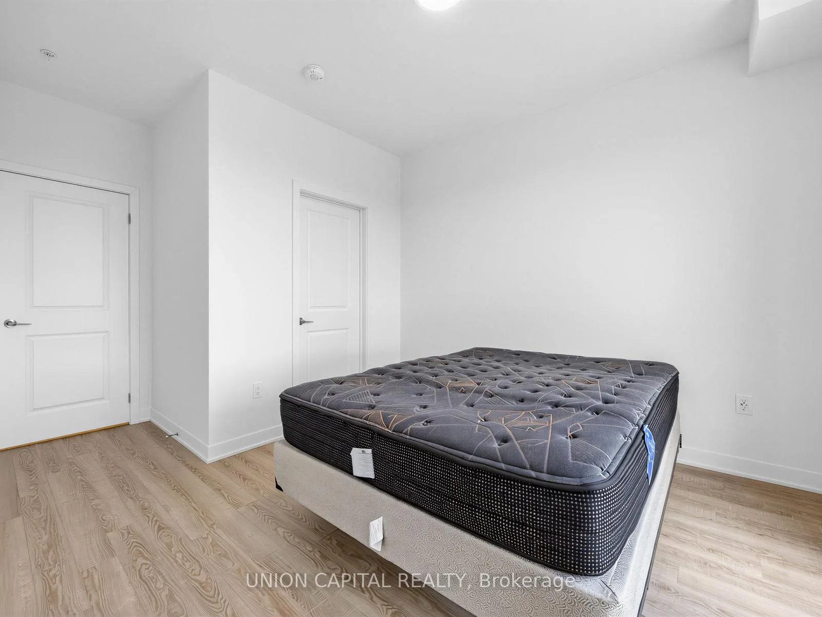 Photo 10 of Unit 410, 385 Arctic Red Drive, Oshawa, Windfields — HOMEH