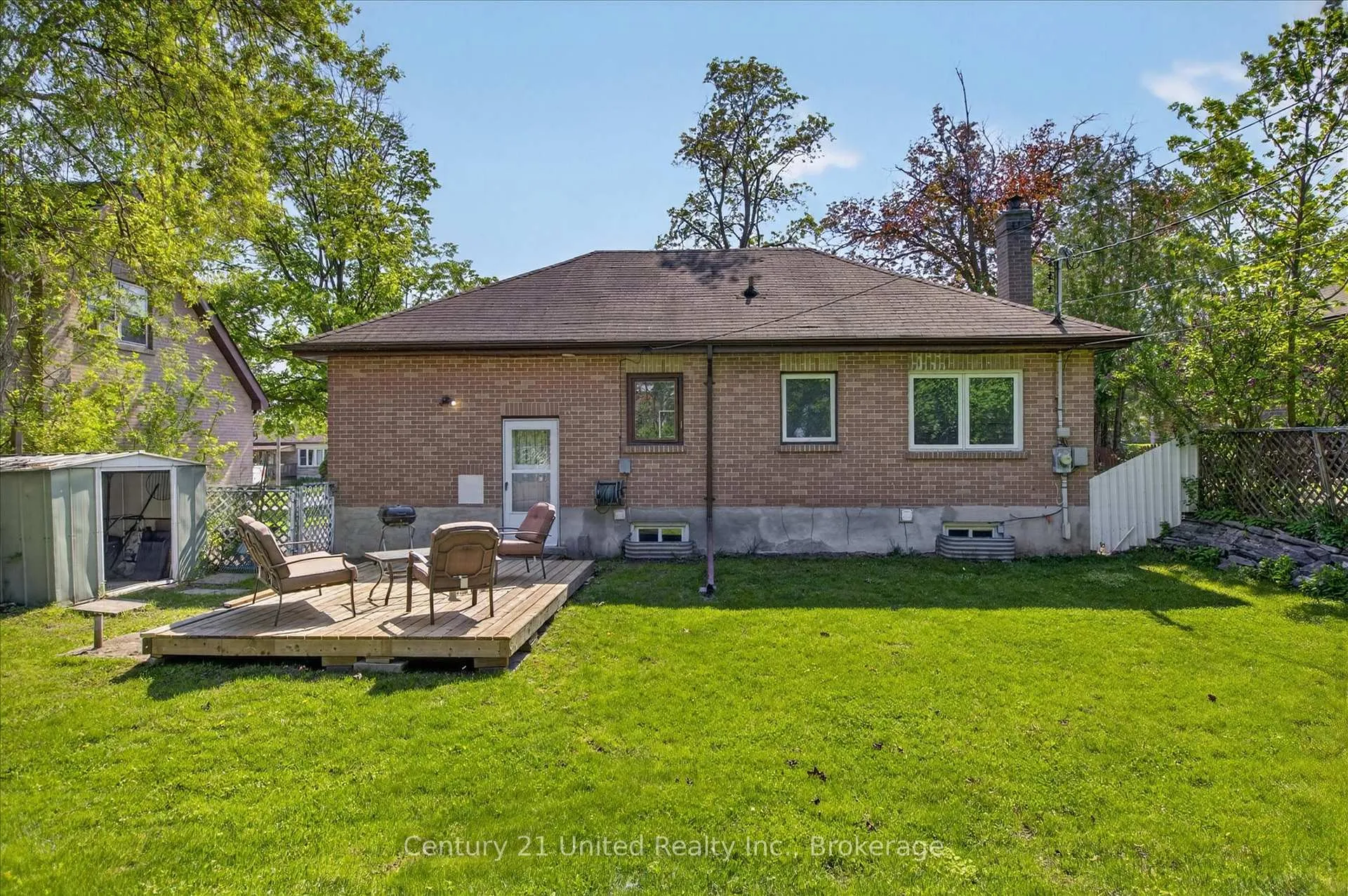 Photo 40 of 818 Rishor Crescent, Peterborough, Northcrest Ward 5 — HOMEH