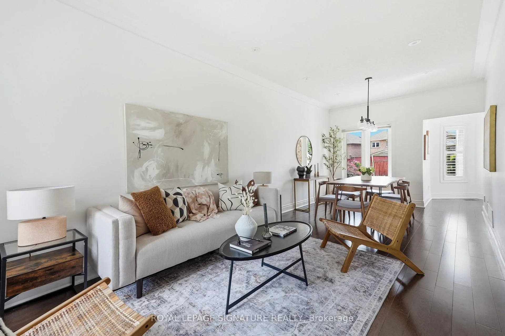 Photo 4 of 45 Oban Avenue, Vaughan, Maple — HOMEH
