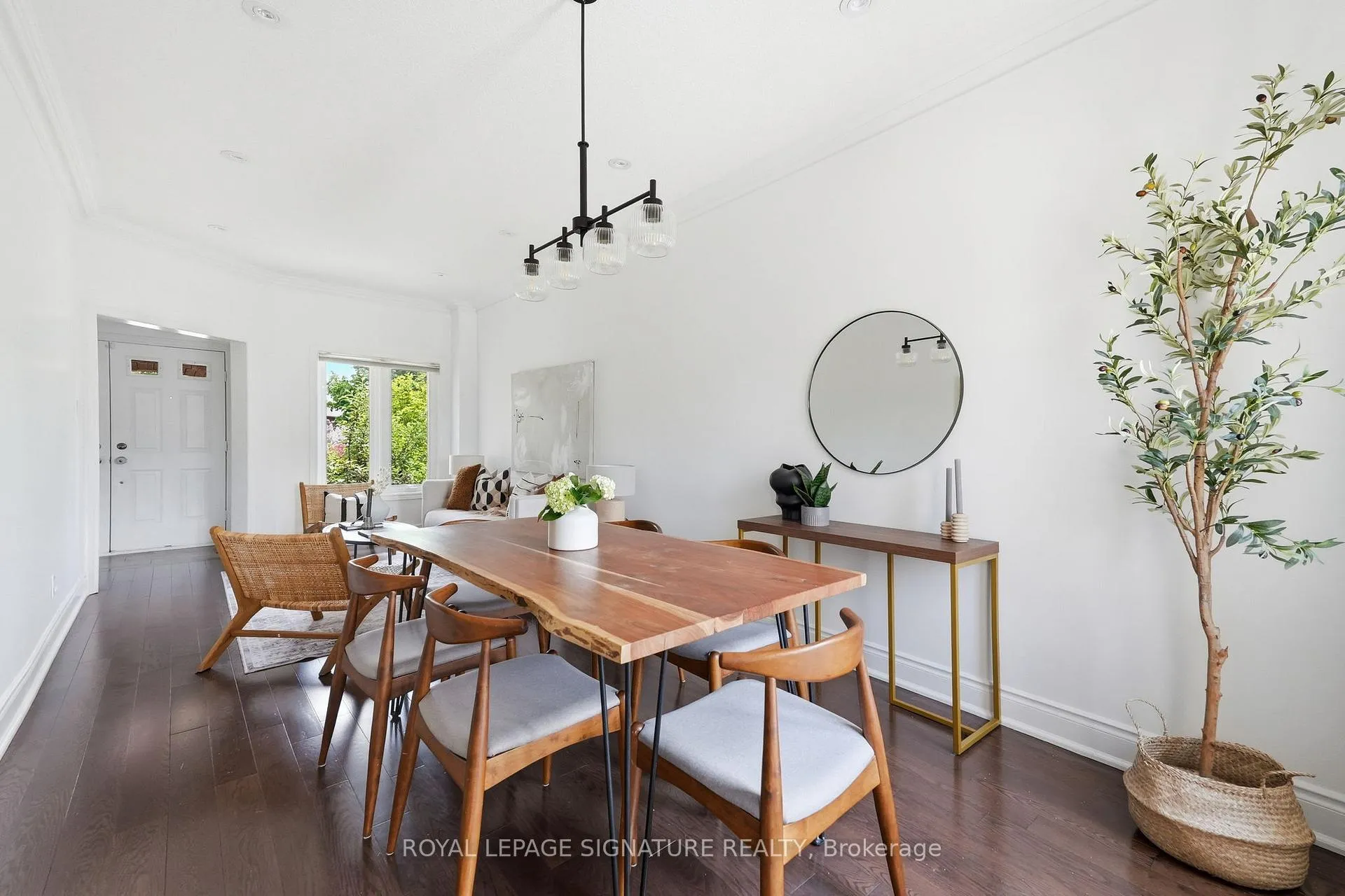 Photo 8 of 45 Oban Avenue, Vaughan, Maple — HOMEH