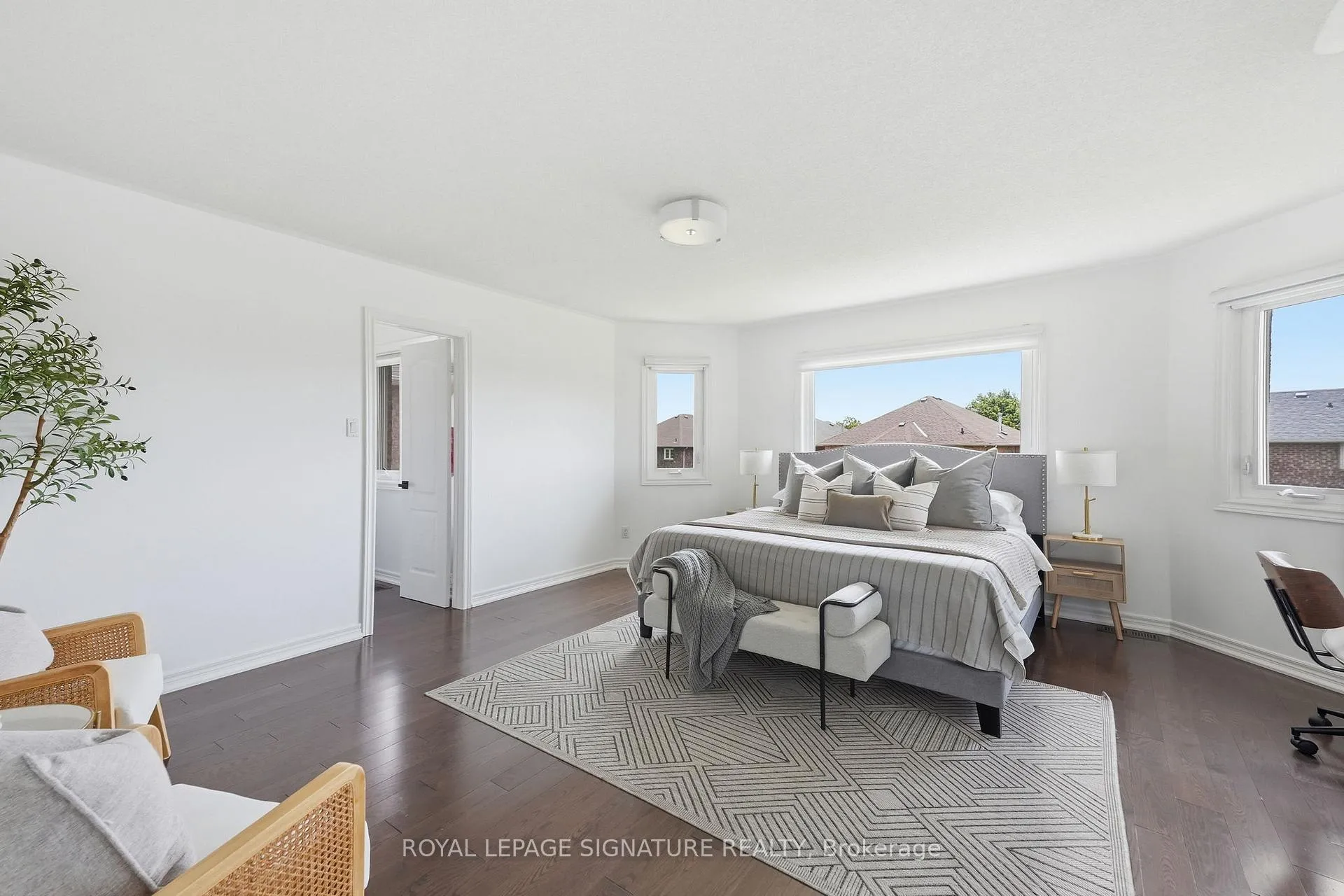 Photo 23 of 45 Oban Avenue, Vaughan, Maple — HOMEH