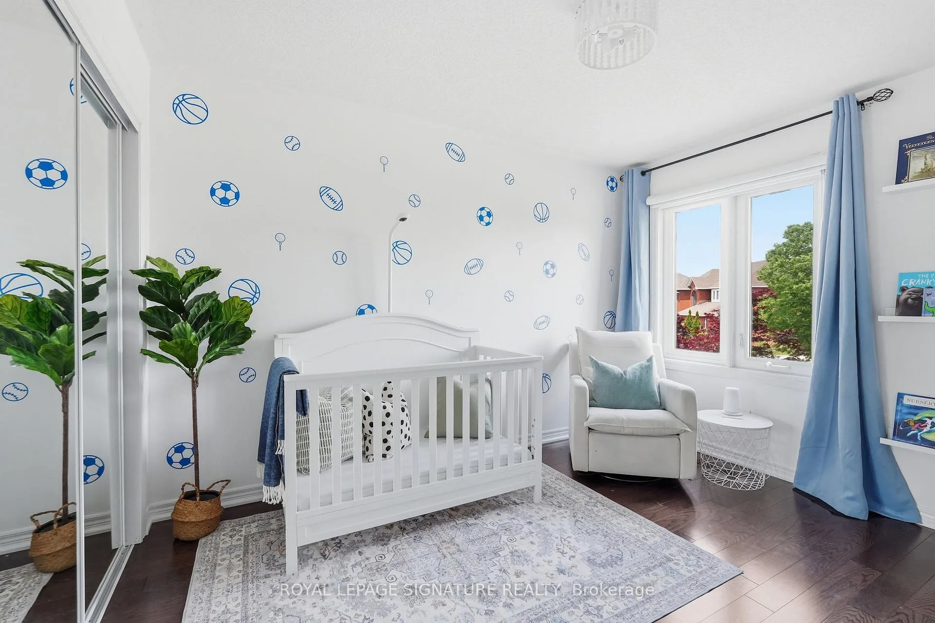 Photo 34 of 45 Oban Avenue, Vaughan, Maple — HOMEH