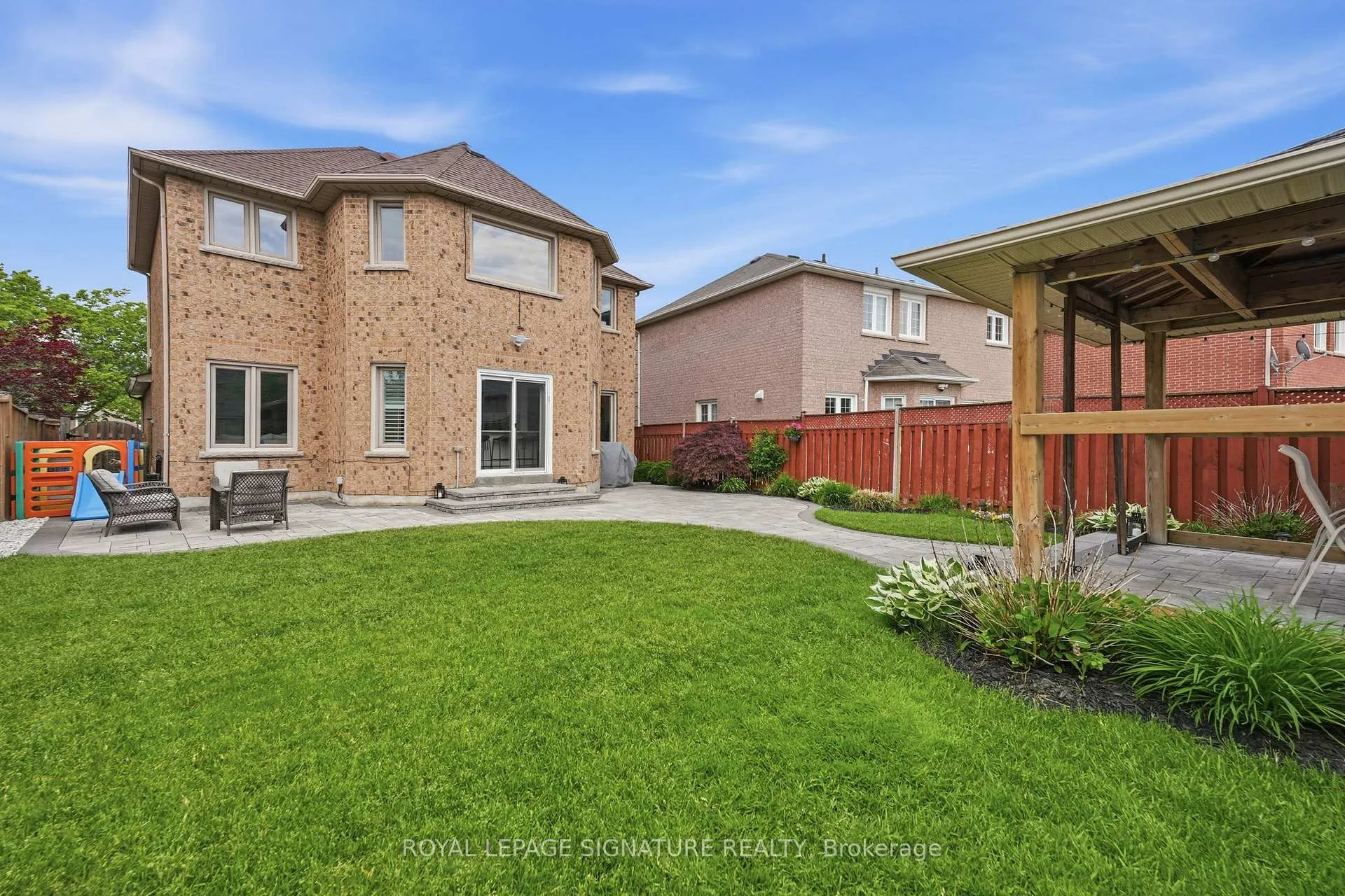 Photo 49 of 45 Oban Avenue, Vaughan, Maple — HOMEH