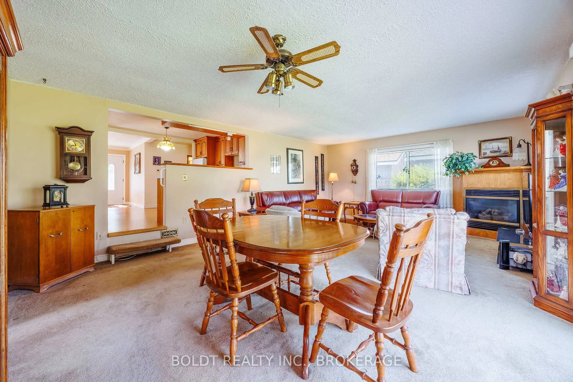 Photo 14 of 41 Ferndale Avenue, St. Catharines, Secord Woods — HOMEH