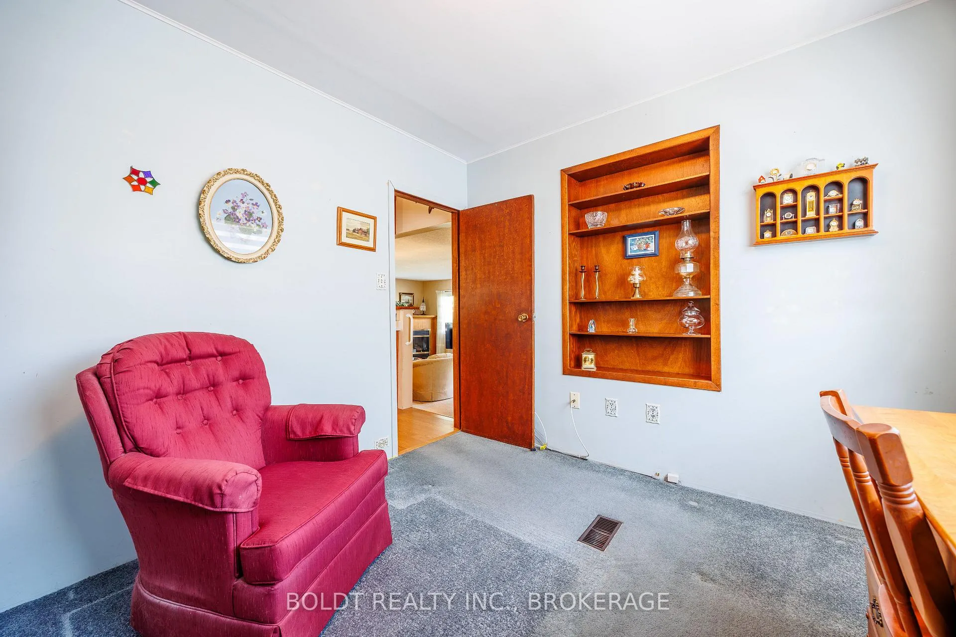 Photo 15 of 41 Ferndale Avenue, St. Catharines, Secord Woods — HOMEH