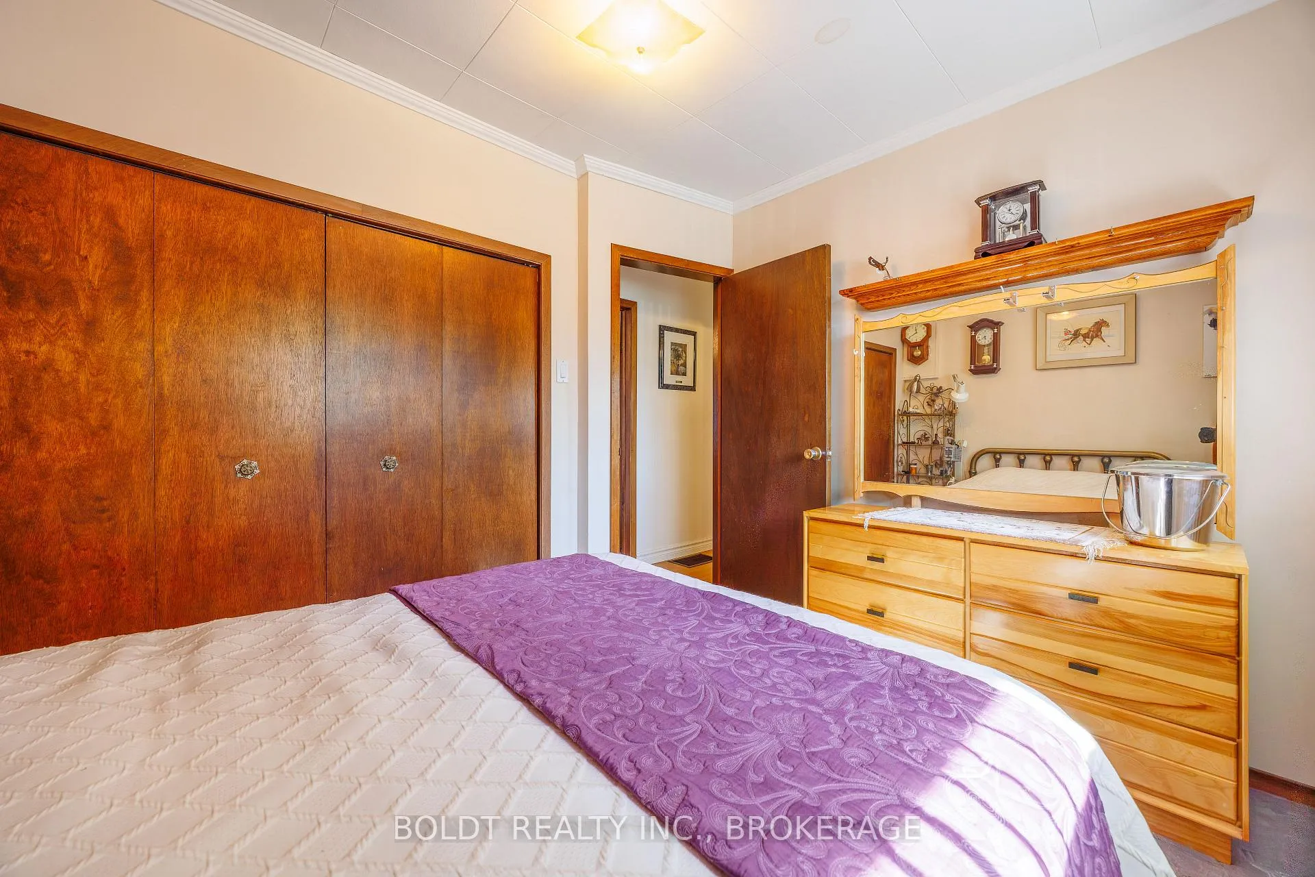 Photo 18 of 41 Ferndale Avenue, St. Catharines, Secord Woods — HOMEH