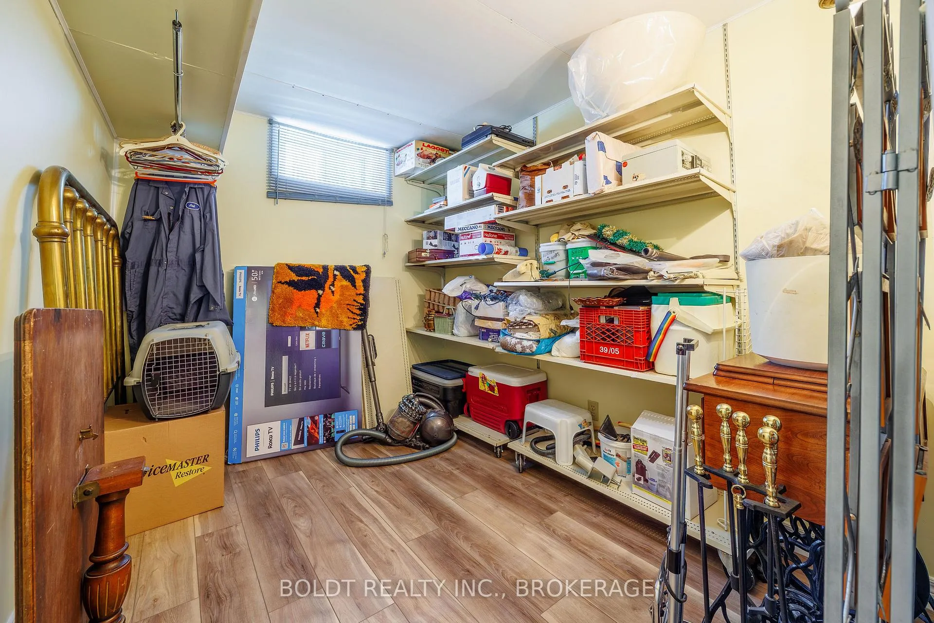Photo 26 of 41 Ferndale Avenue, St. Catharines, Secord Woods — HOMEH