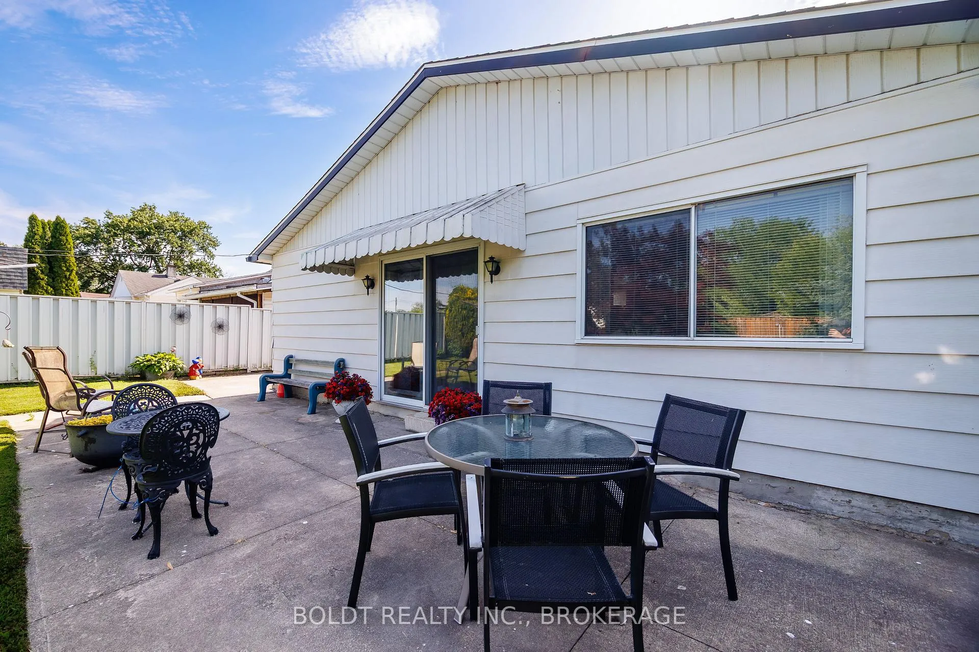 Photo 30 of 41 Ferndale Avenue, St. Catharines, Secord Woods — HOMEH