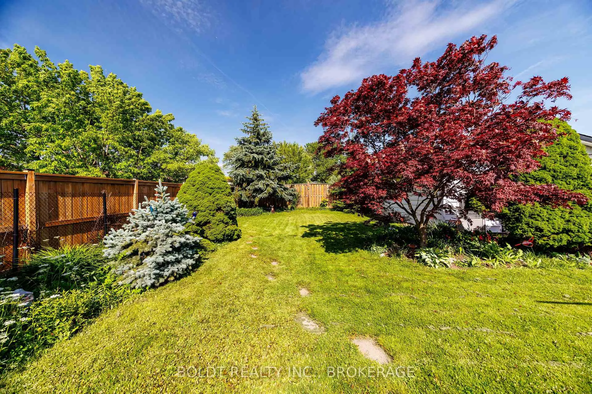 Photo 31 of 41 Ferndale Avenue, St. Catharines, Secord Woods — HOMEH