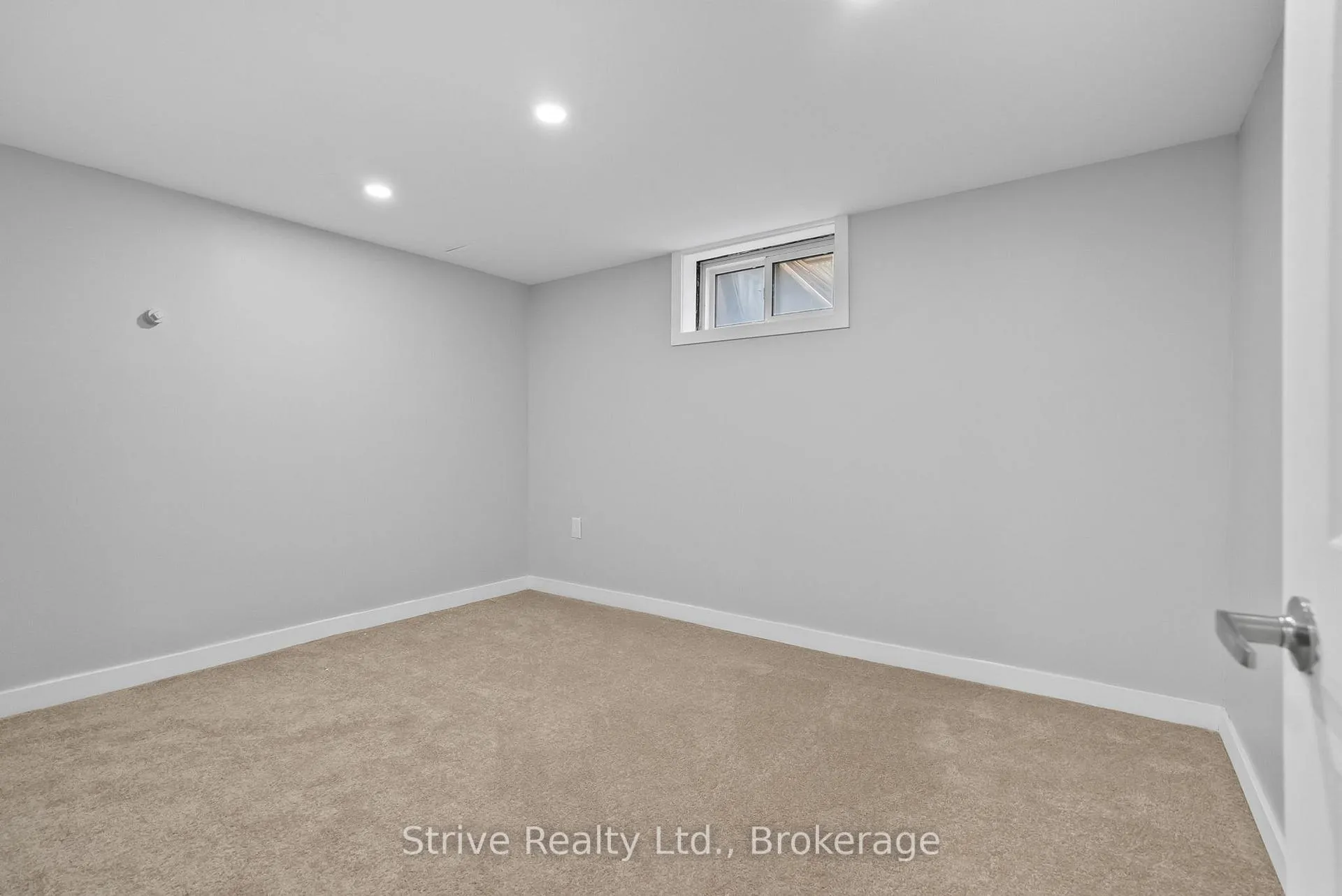 Photo 13 of Unit Main, 73 Central Park Boulevard N, Oshawa, O'Neill — HOMEH