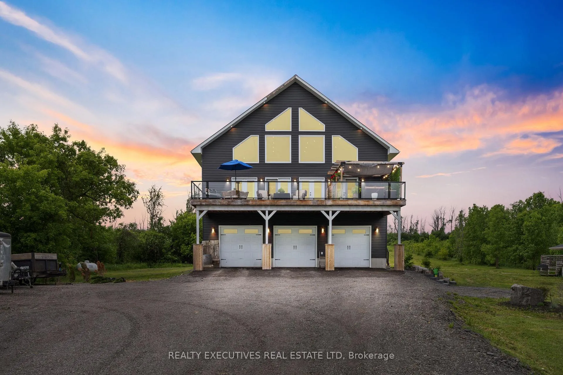 Front of 10115 County Road 2