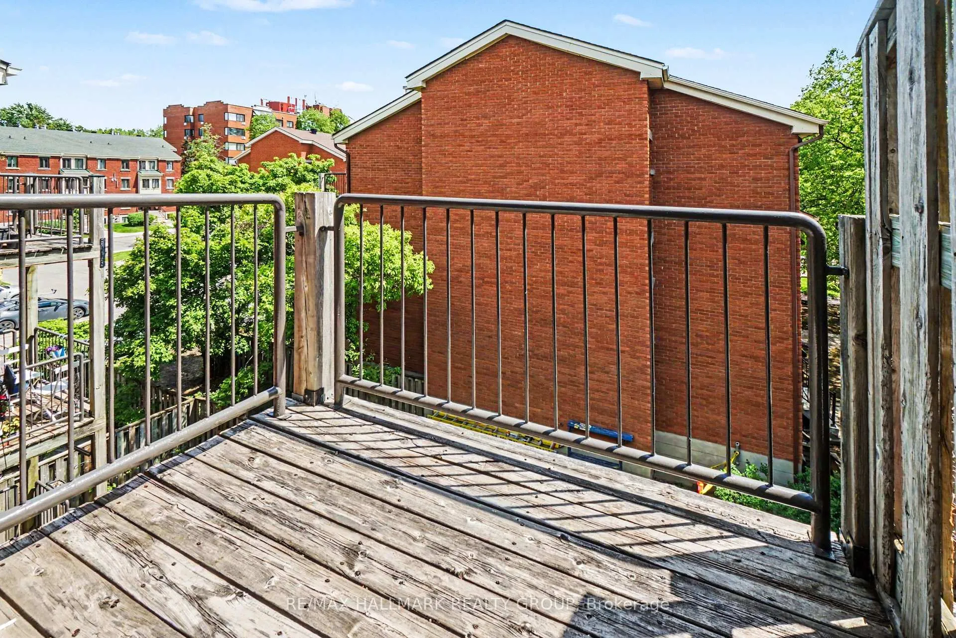 Photo 12 of 1102 Blasdell Avenue, Ottawa, Manor Park — HOMEH